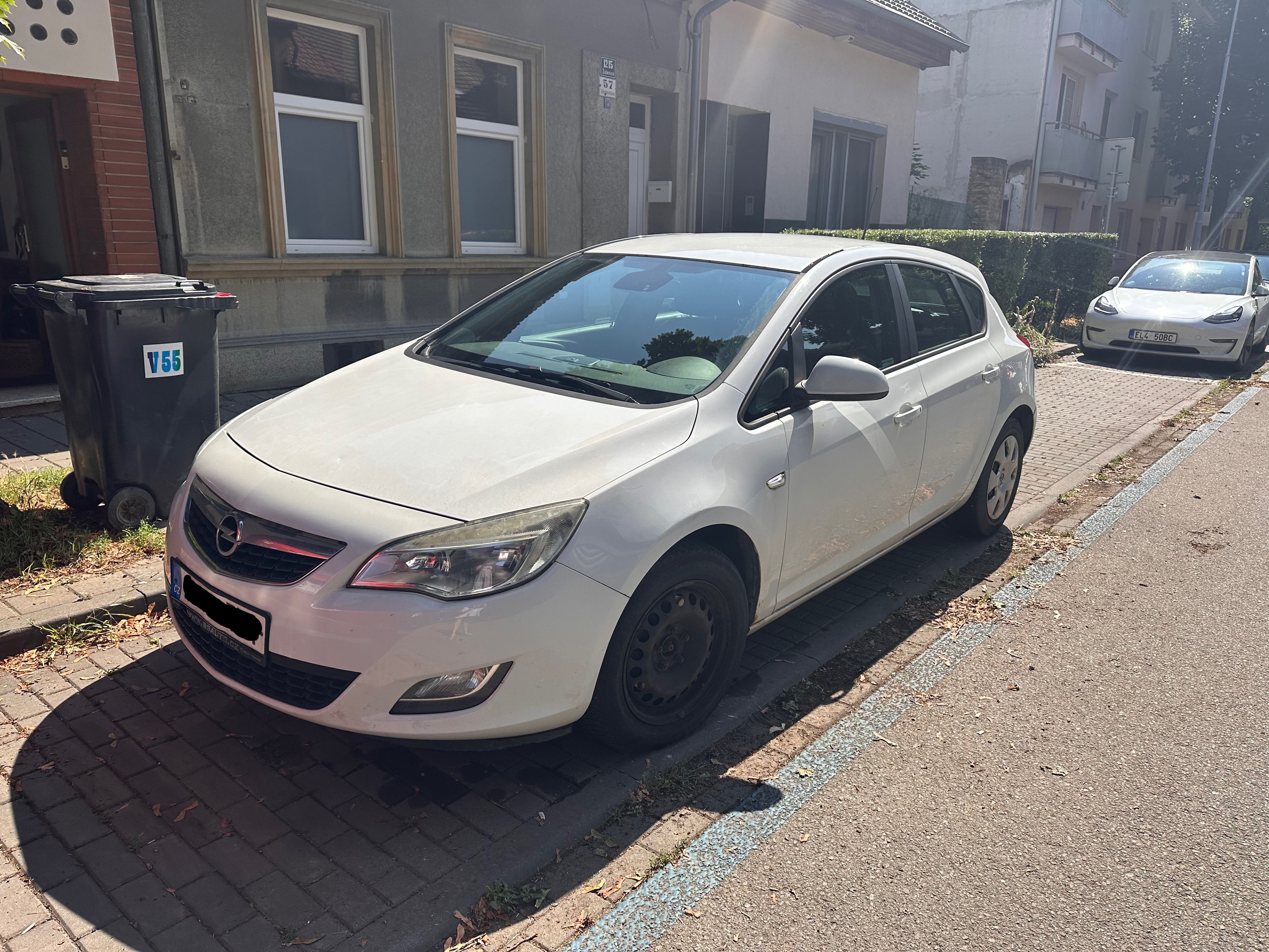 Opel Astra, Opel Astra 1.7 DT - fotka 5