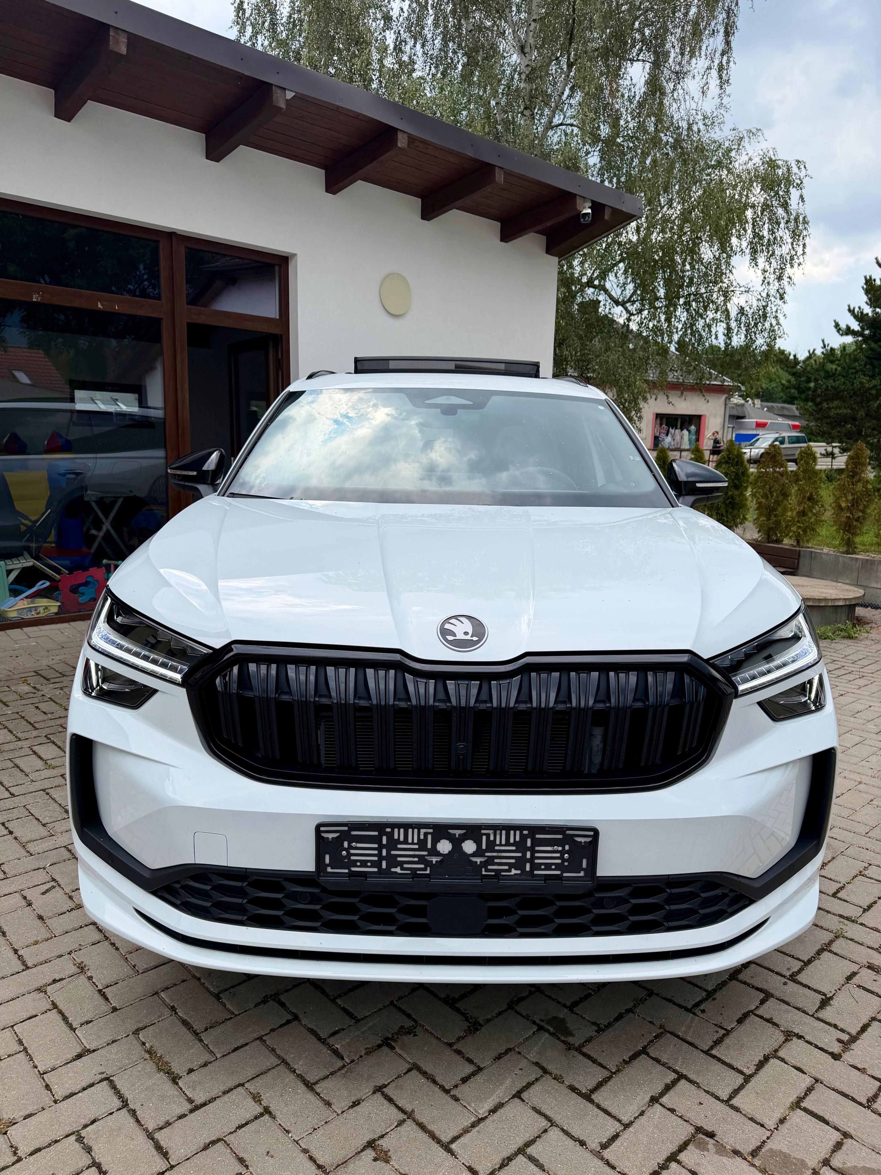 Škoda Kodiaq, Sport Line 7 MÍST DCC MATRIX - fotka 2