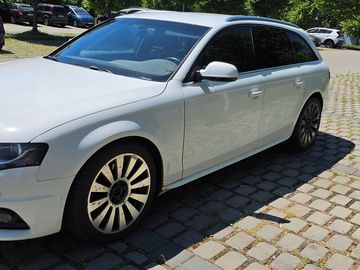 Audi A4 B8 avant quattro Sline