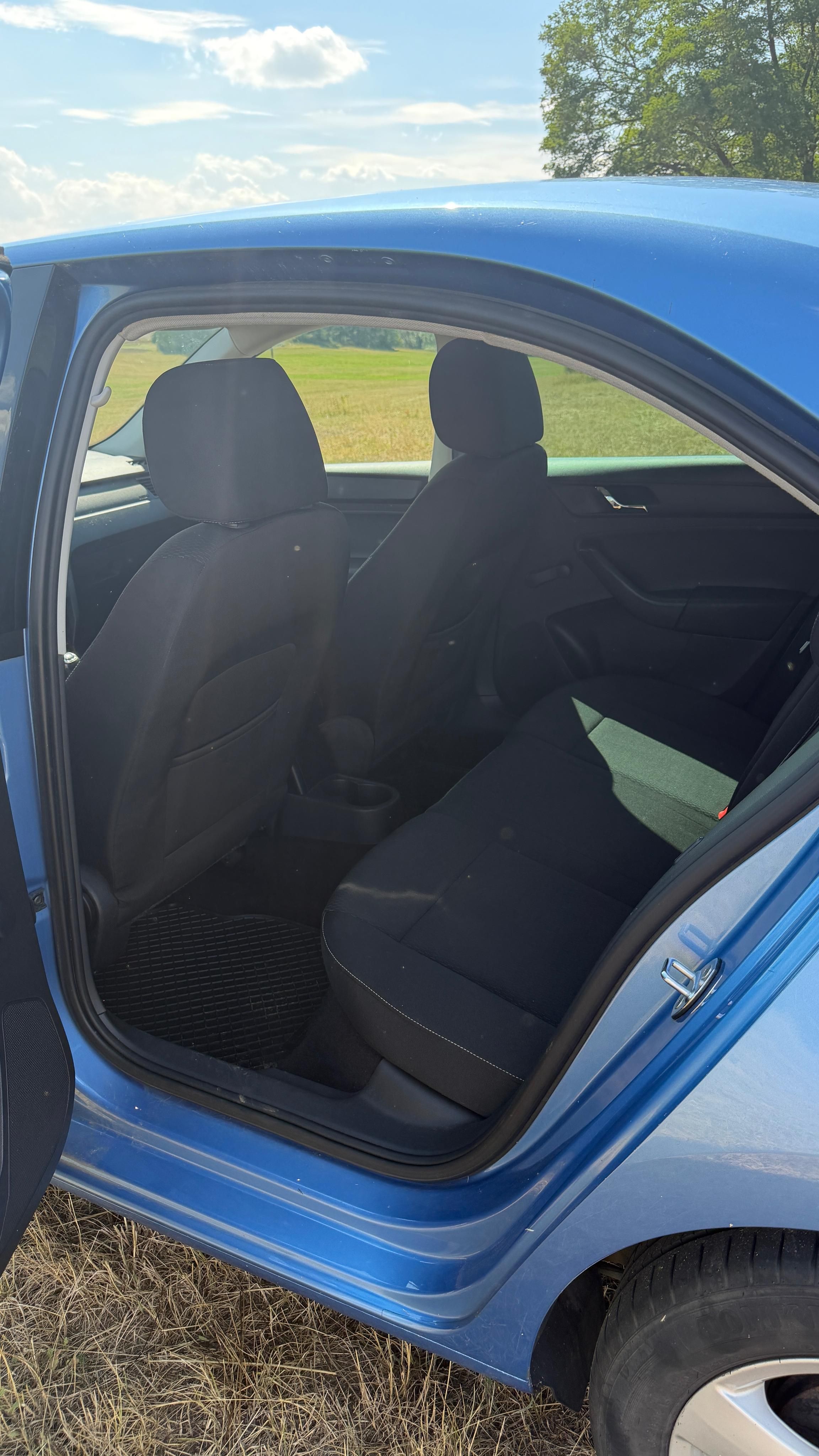 Škoda Rapid, Škoda Rapid 1.2Tsi 63kw 2012 - fotka 2