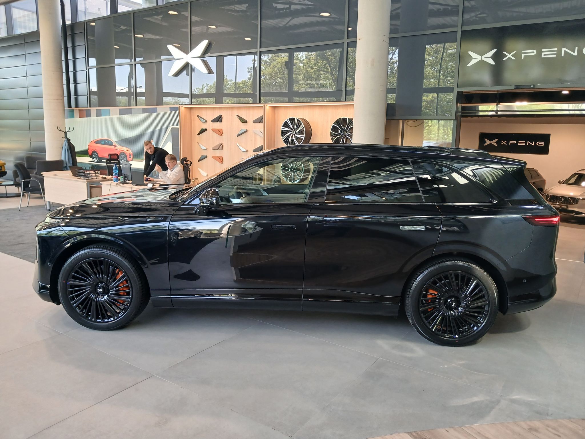 XPENG G9, AWD Performance - 575 HP !!! - fotka 2
