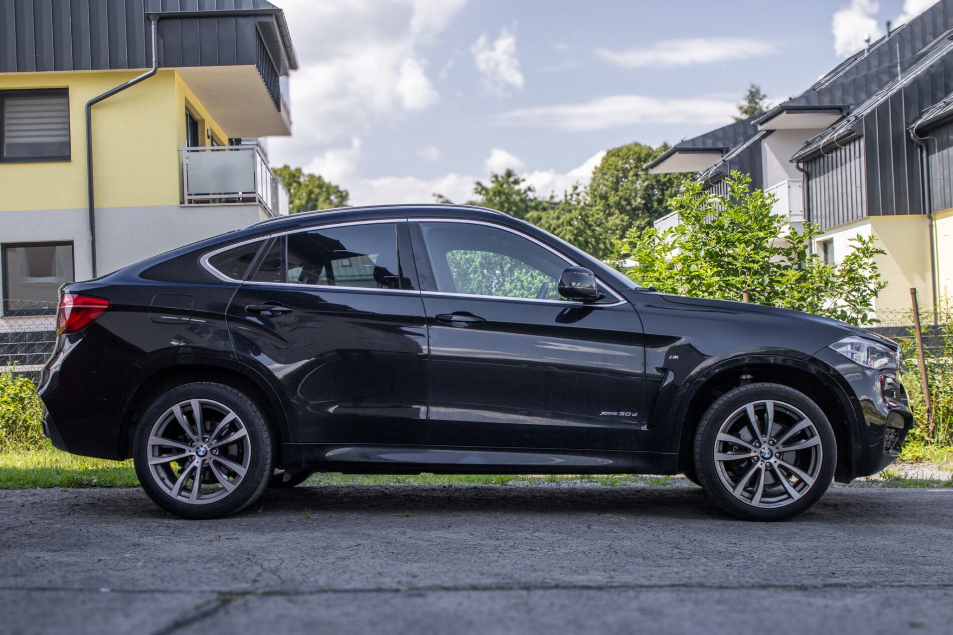 BMW X6 - fotka 4