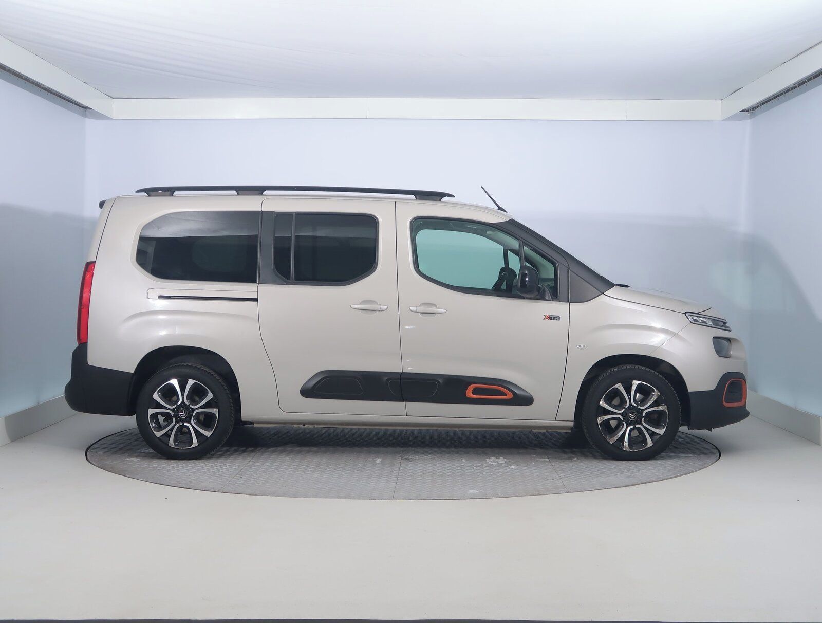 Citroën Berlingo, Maxi 1.2 PureTech, Feel, 7Míst - fotka 6