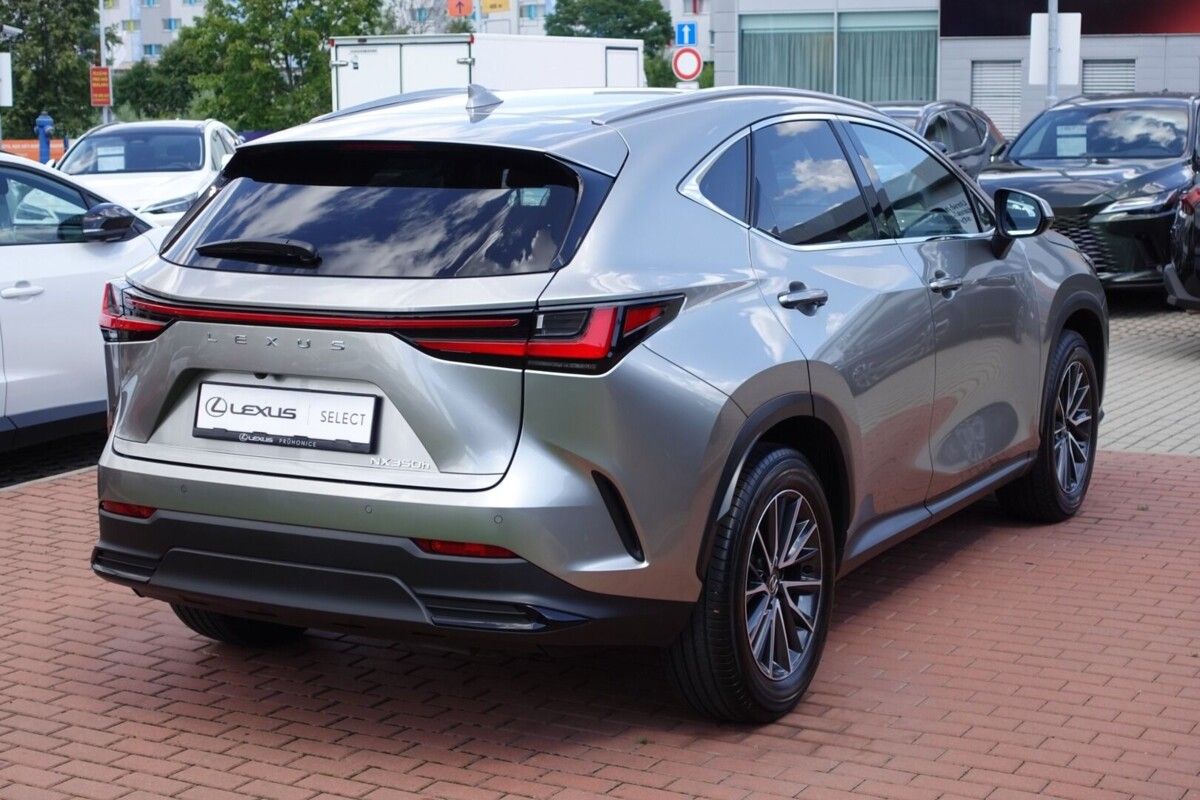 Lexus NX 350h, NX350h Executive FWD - fotka 5