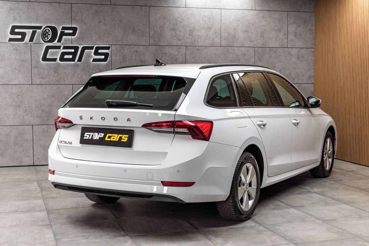 Škoda Octavia, 2.0 TDI DSG*ACC*MIRROR-LINK* - fotka 6