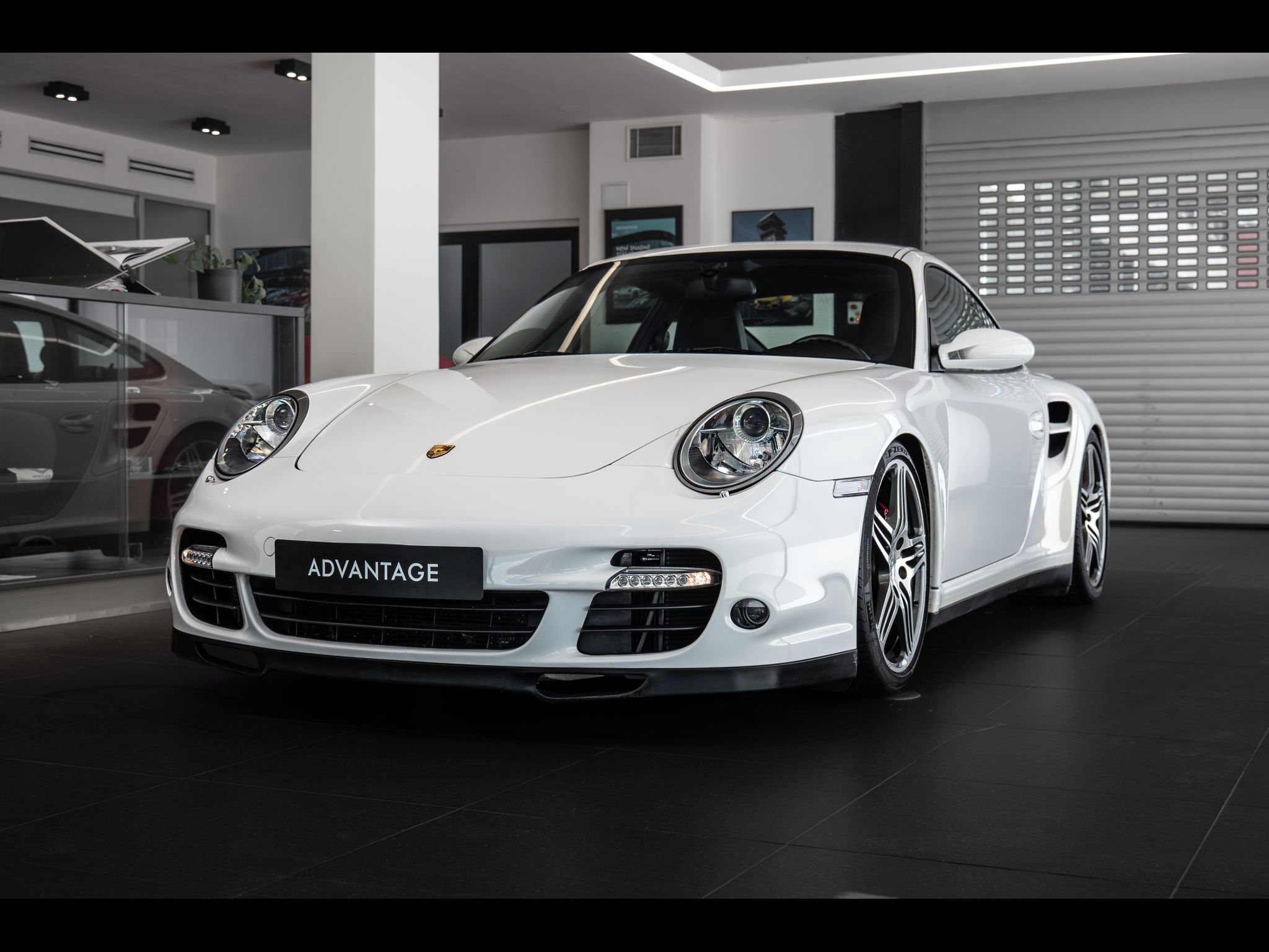 Porsche 911, (997.1) Turbo Bose/Vyhřívaná s