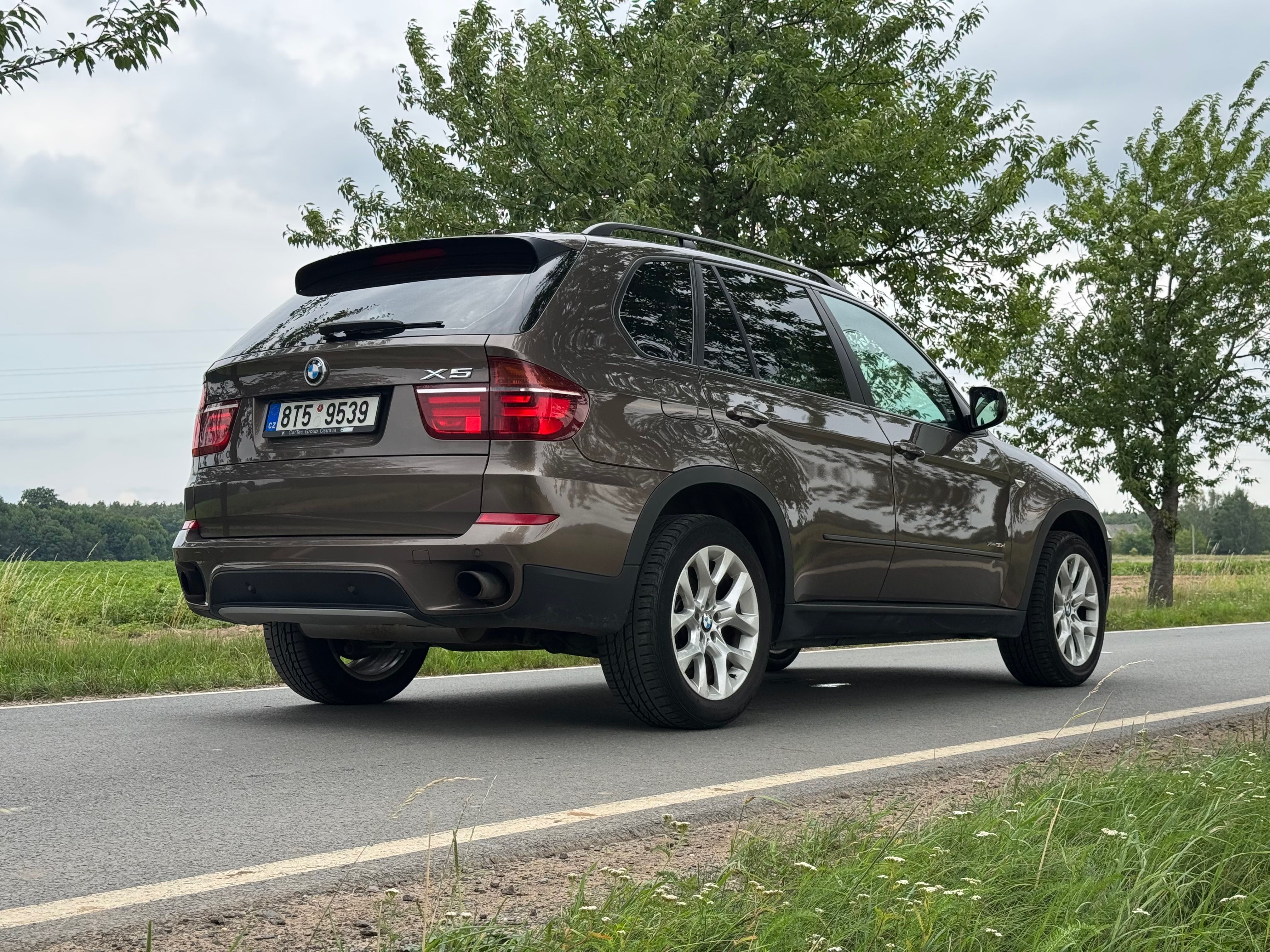 BMW X5, xDrive30d - 1 majitel - fotka 5