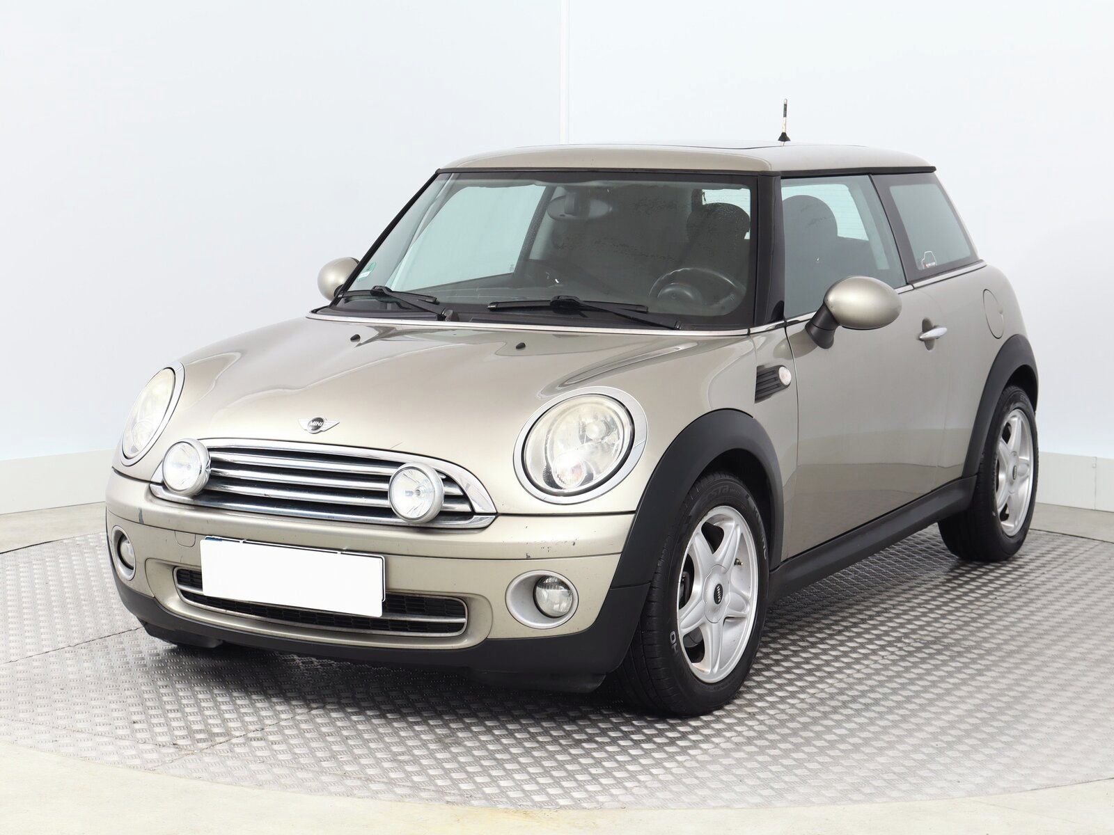 Mini Cooper, Cooper, po STK - fotka 2