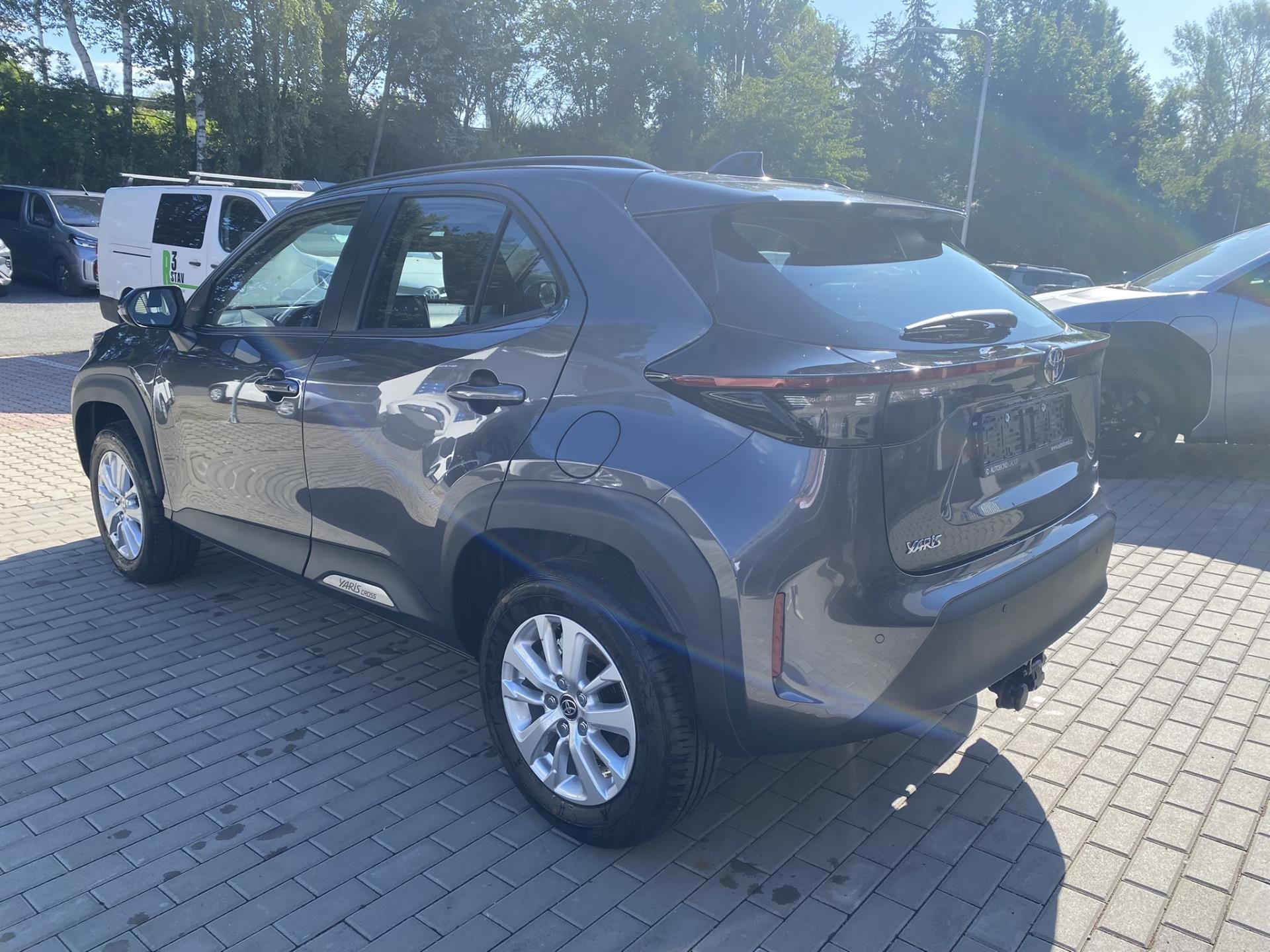Toyota Yaris Cross, 1.5 HEV COMFORT + tažné zař. - fotka 4