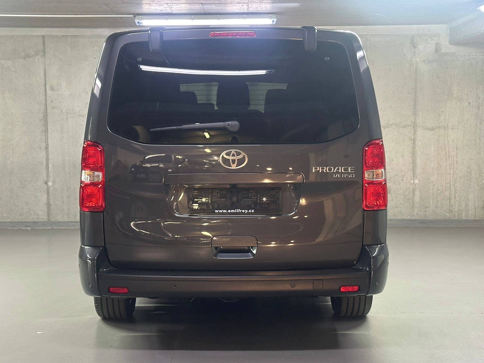 Toyota Proace Verso, 2.2 D 180k L2 Family Executive - fotka 6
