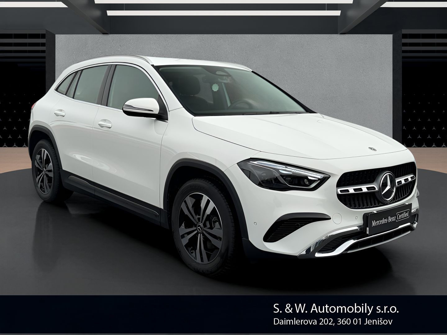 Mercedes-Benz GLA, GLA 180 d - fotka 3