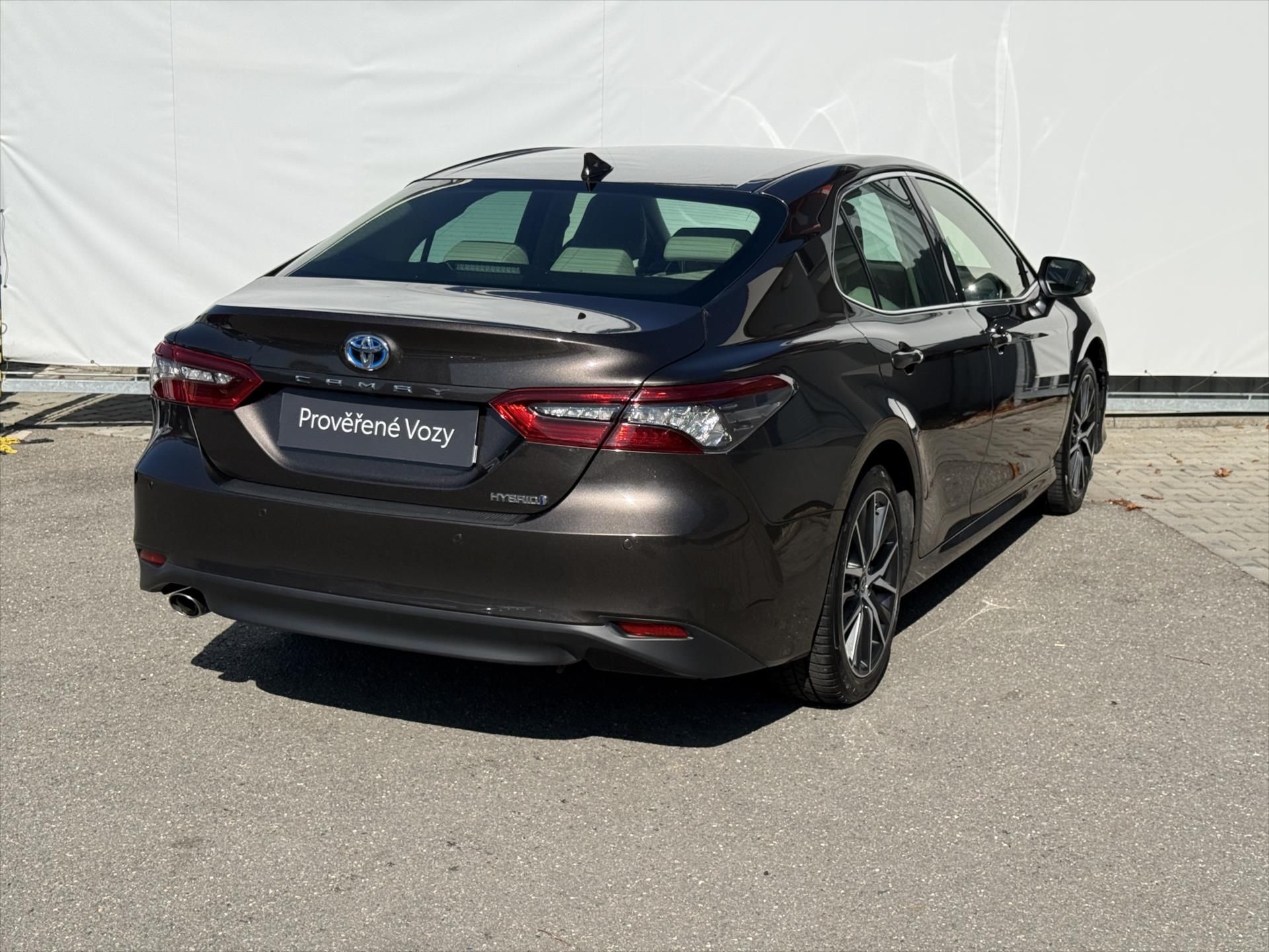 Toyota Camry, 2,5 Executive - fotka 6