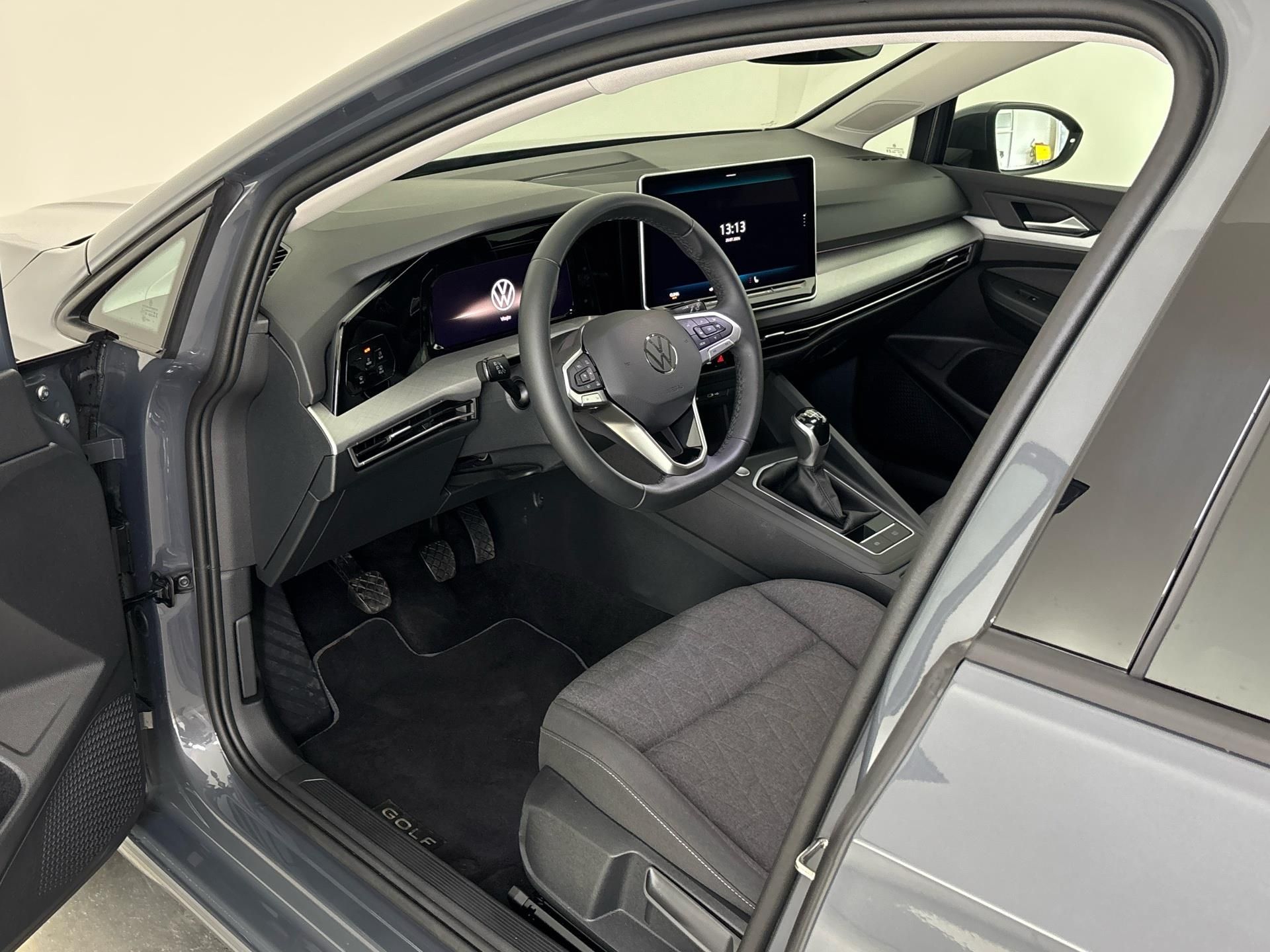 Volkswagen Golf, 1.5 TSI / 85 kW People - fotka 6