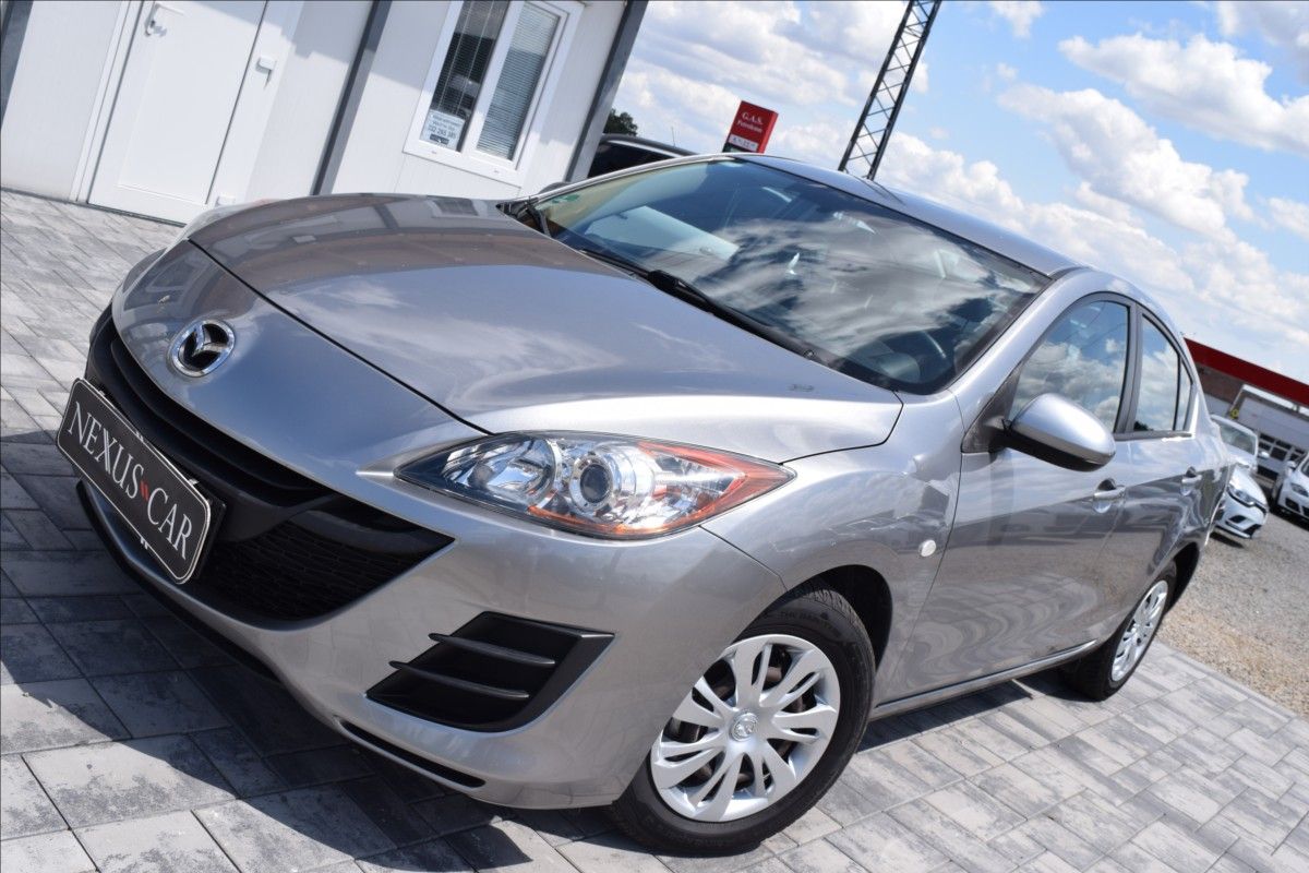 Mazda 3, 1,6 i 77KW NOVÁ STK TOP STAV!