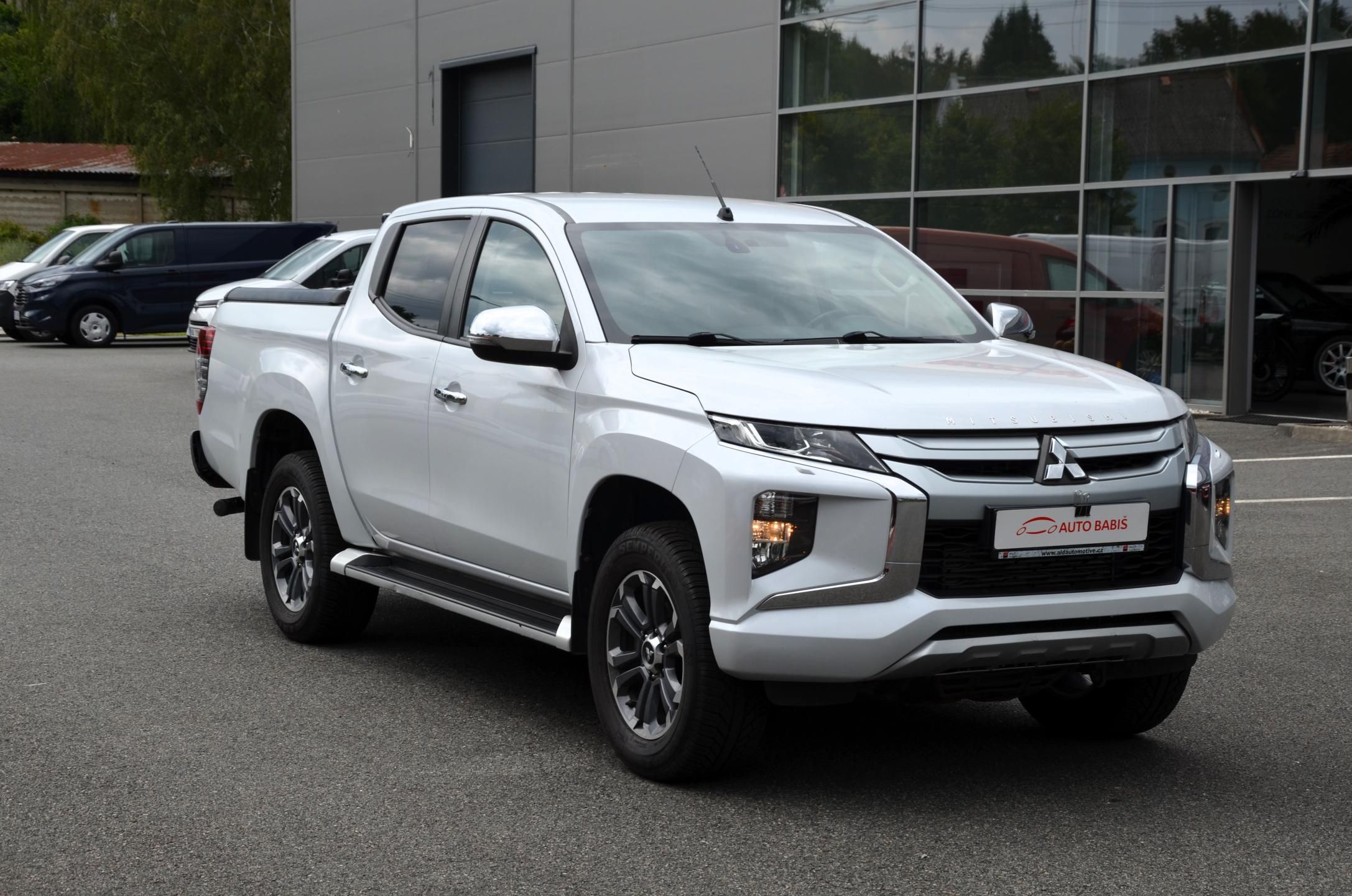 Mitsubishi L200, INTENSE 2.2 DI-D 4WDDOUBLE CAB - fotka 2