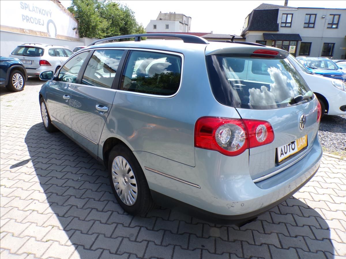 Volkswagen Passat, 2,0 FSI - fotka 4