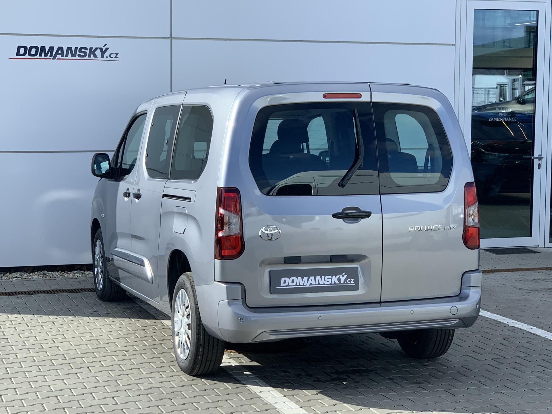 Toyota Proace City Verso, LONG BUSINESS 7S 1,5D AT - fotka 3