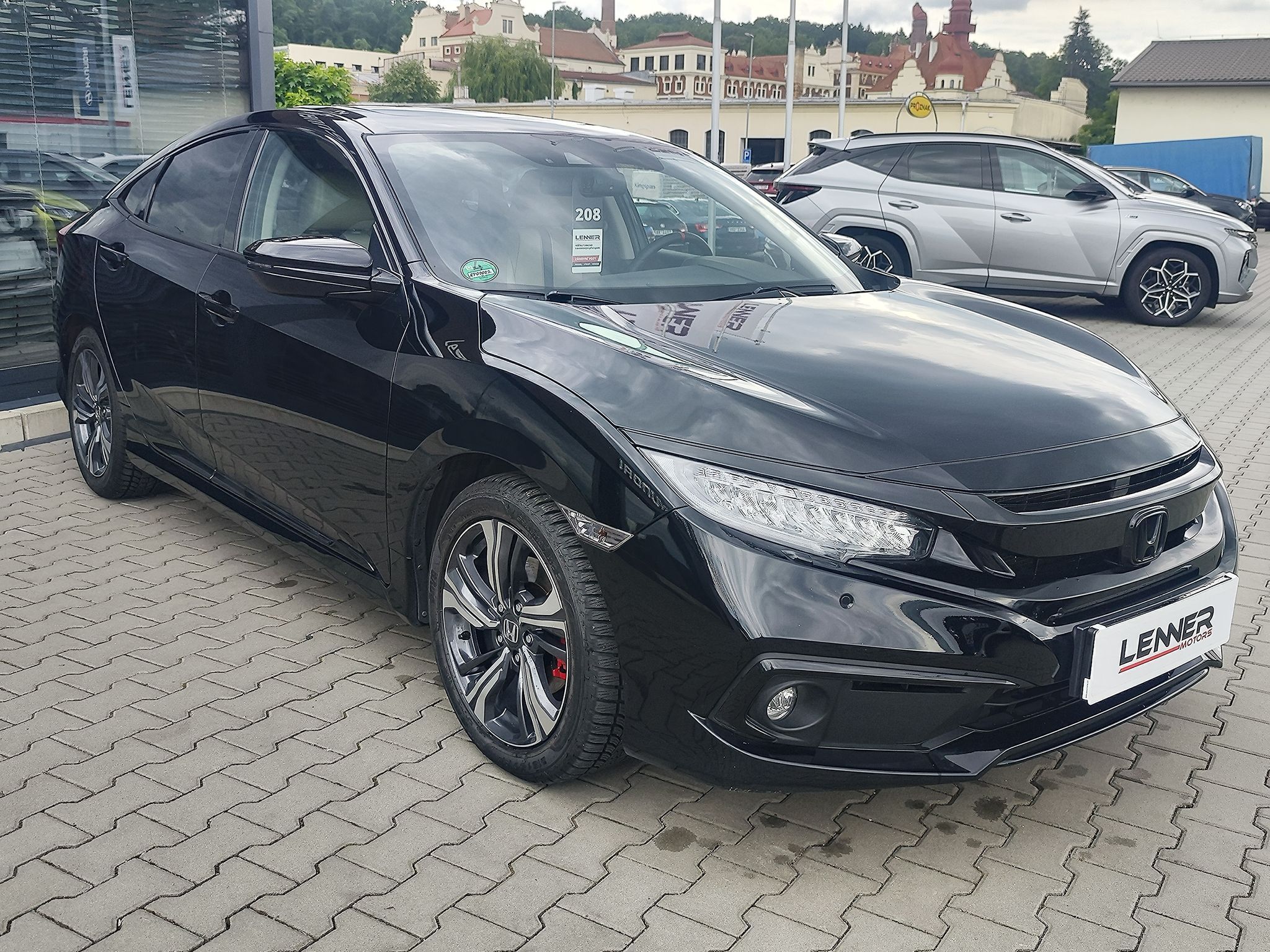 Honda Civic, 1.5 i-VTEC/134kW Executive - fotka 3