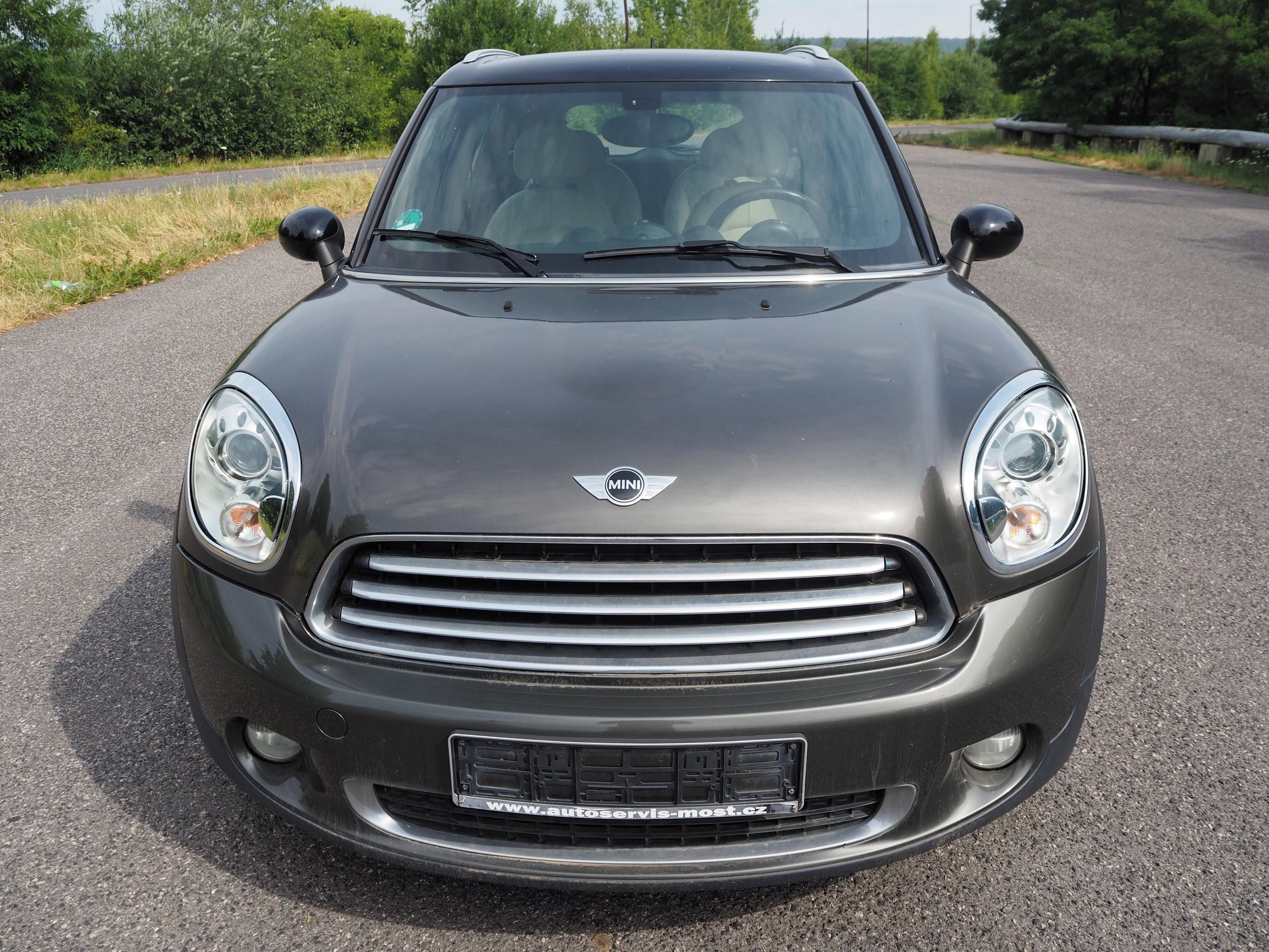 Mini Countryman, 1.6d INDIVIDUAL, PANORAMA - fotka 2