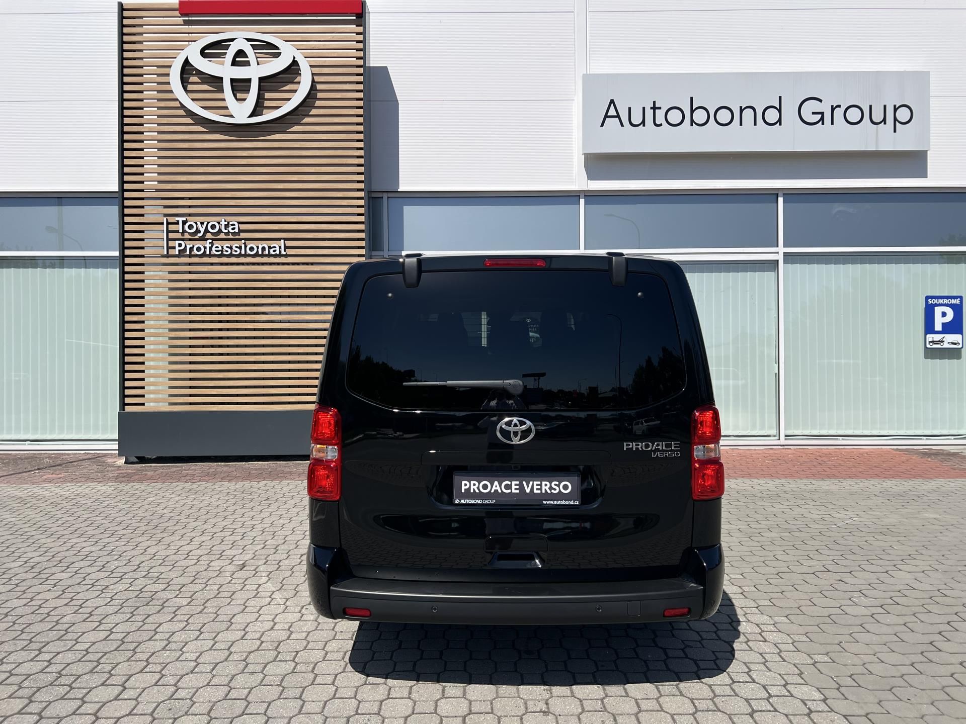 Toyota Proace Verso, 2.2D 8AT VIP 7S Long - fotka 5