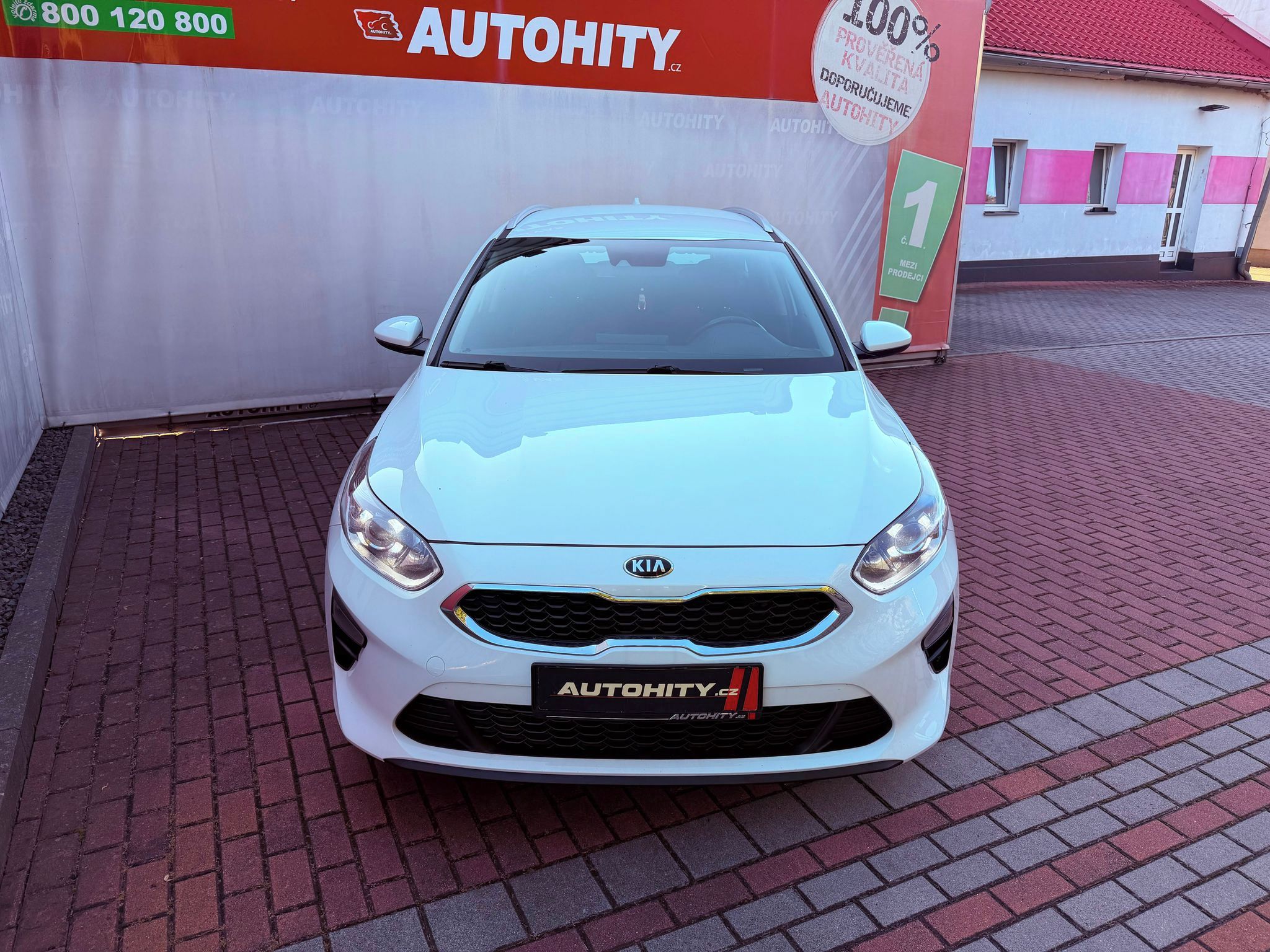 Kia Cee´d, 1.5 T-GDi Exclusive, ČR - fotka 2