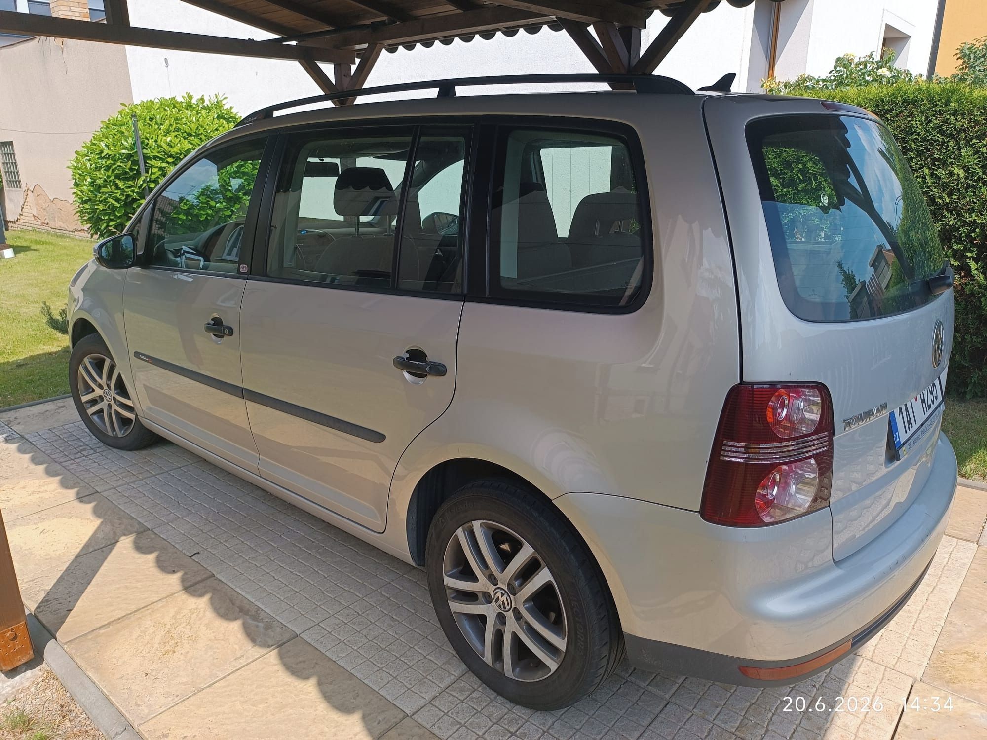 Volkswagen Touran, 1.9 TDI - fotka 4