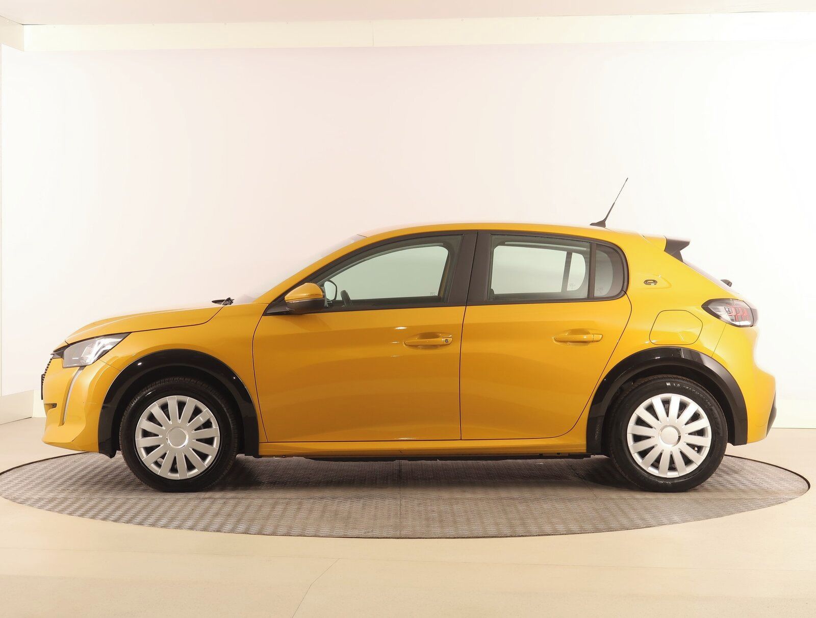 Peugeot 208, 50 kWh, SoH 93%, Active - fotka 3