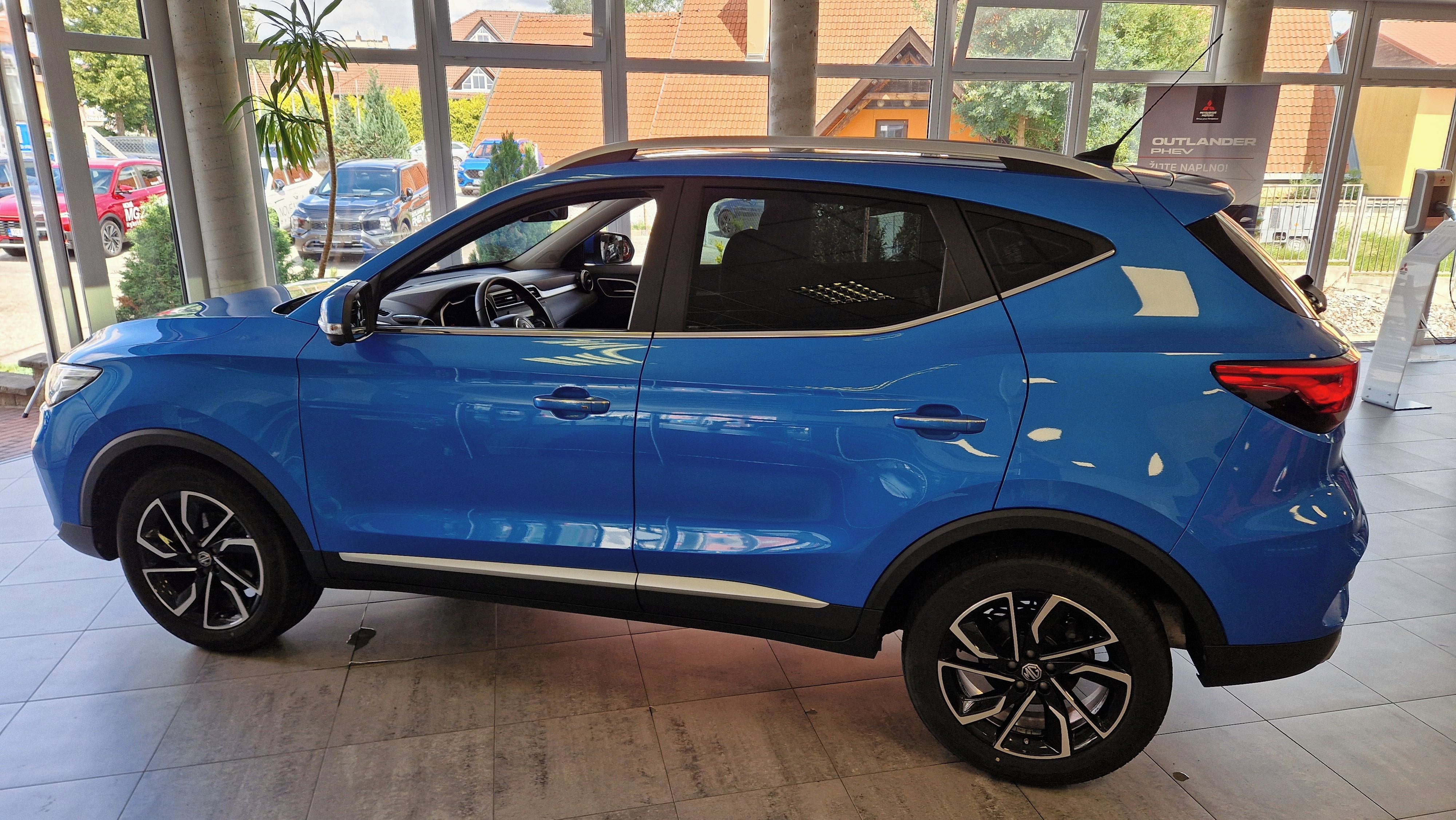 MG ZS, 1.0T MT ELEGANCE - fotka 5