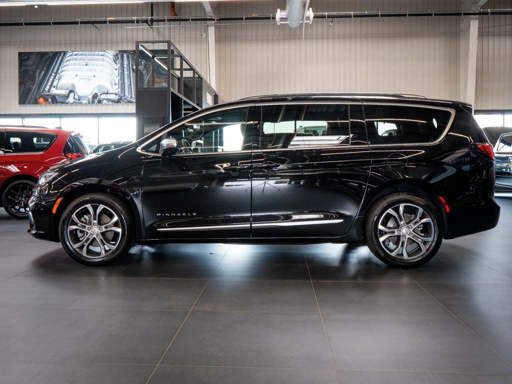 Chrysler Pacifica, 3.6 V6 Pinnacle AWD 2x LCD - fotka 2