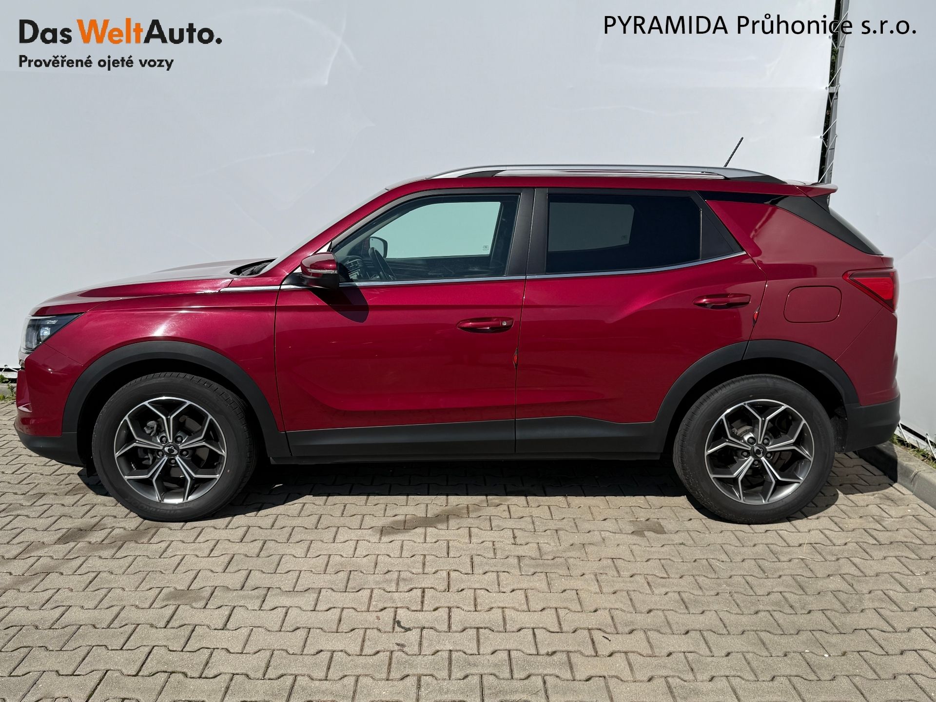 SsangYong Korando, 1.5 T-GDi 120 kW Smart - fotka 3
