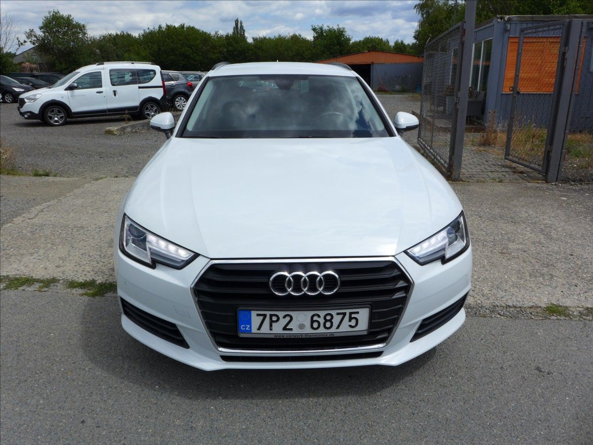 Audi A4, 2,0 TDI  140KW, NAVI, VÝHŘEV - fotka 3