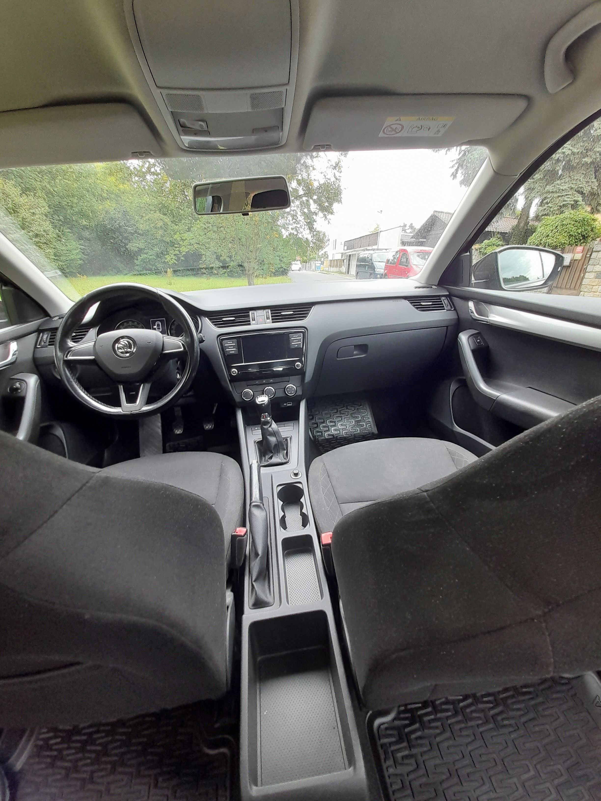 Škoda Octavia, 1.6.tdi - fotka 4