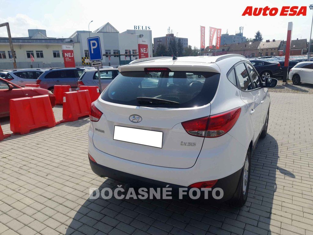 Hyundai ix35, 1.6GDi,ČR,AC,TZ - fotka 2