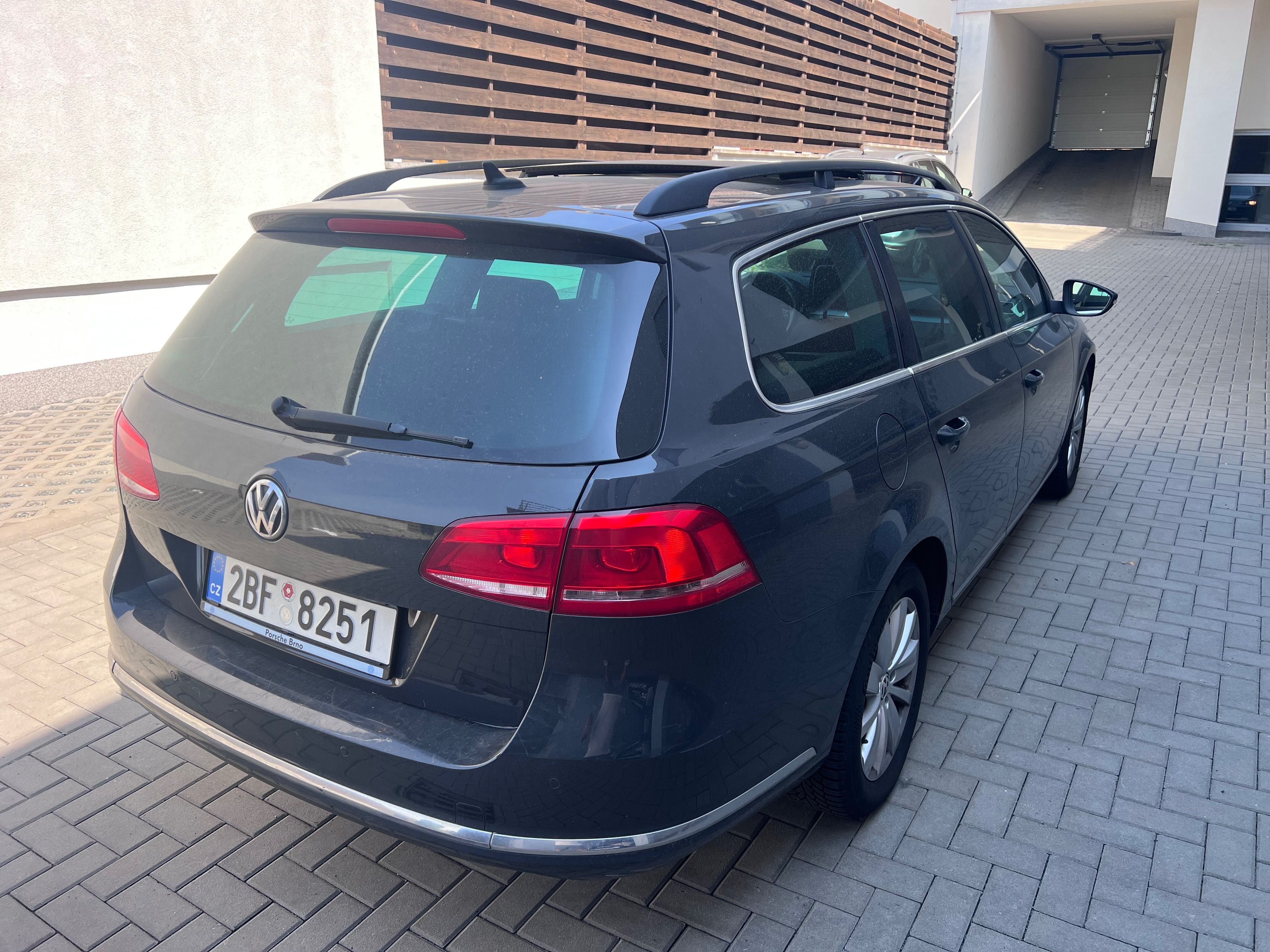 Volkswagen Passat, 2.0TDI combi 4x4 Pano Manu - fotka 5