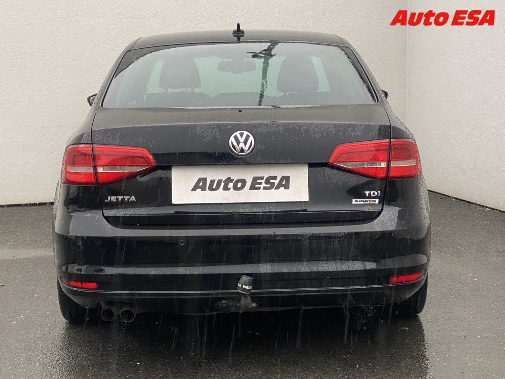 Volkswagen Jetta, 2.0 TDi,DSG,bixen,TZ - fotka 5