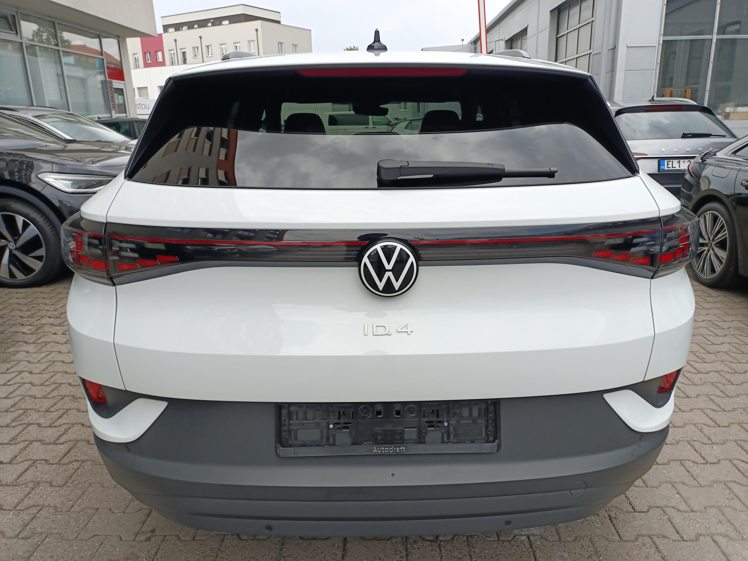 Volkswagen ID.4, Pro 150kW / Tažné / Panorama - fotka 6