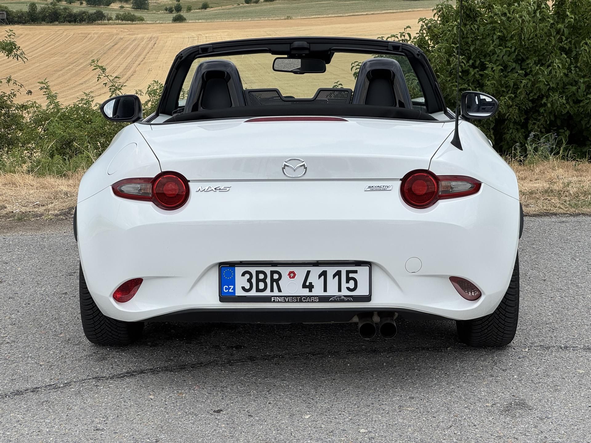 Mazda MX-5, 1.5 96 kW Soft top Výhřev sed. - fotka 3
