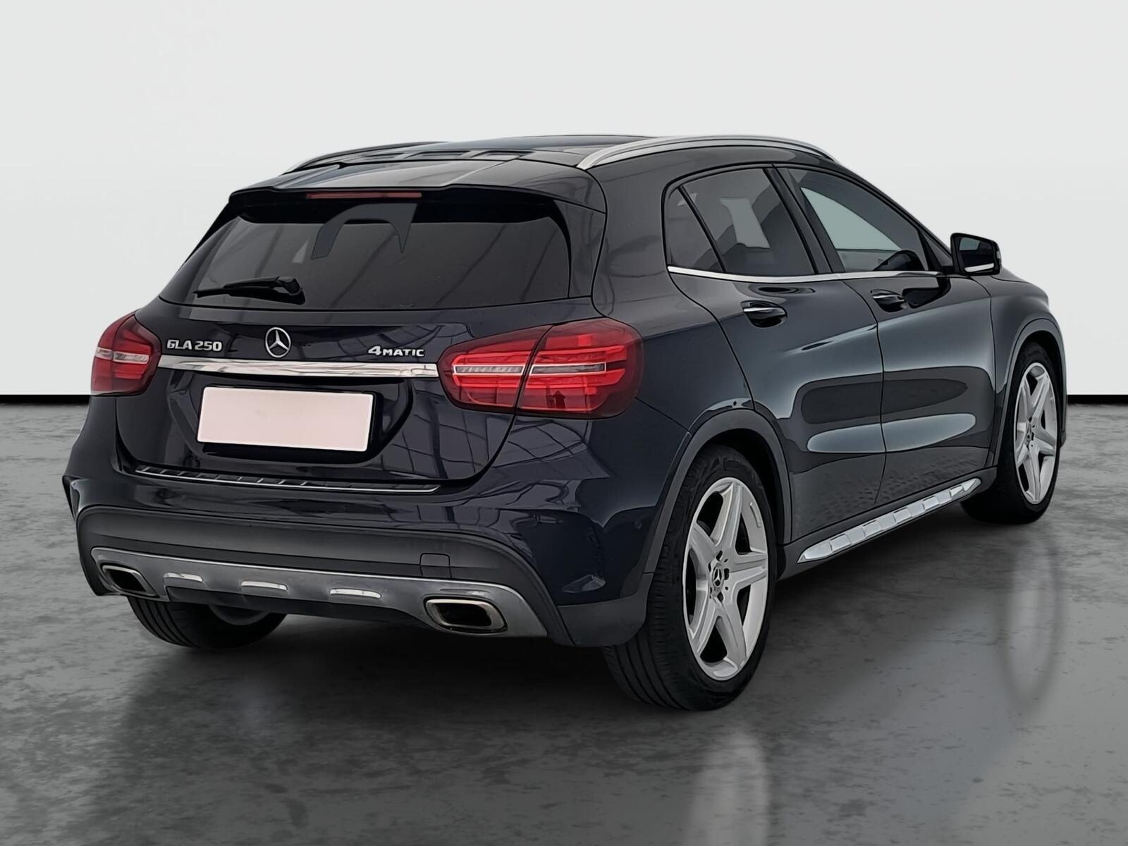 Mercedes-Benz GLA, 250 4MATIC, 4X4, Automat - fotka 5