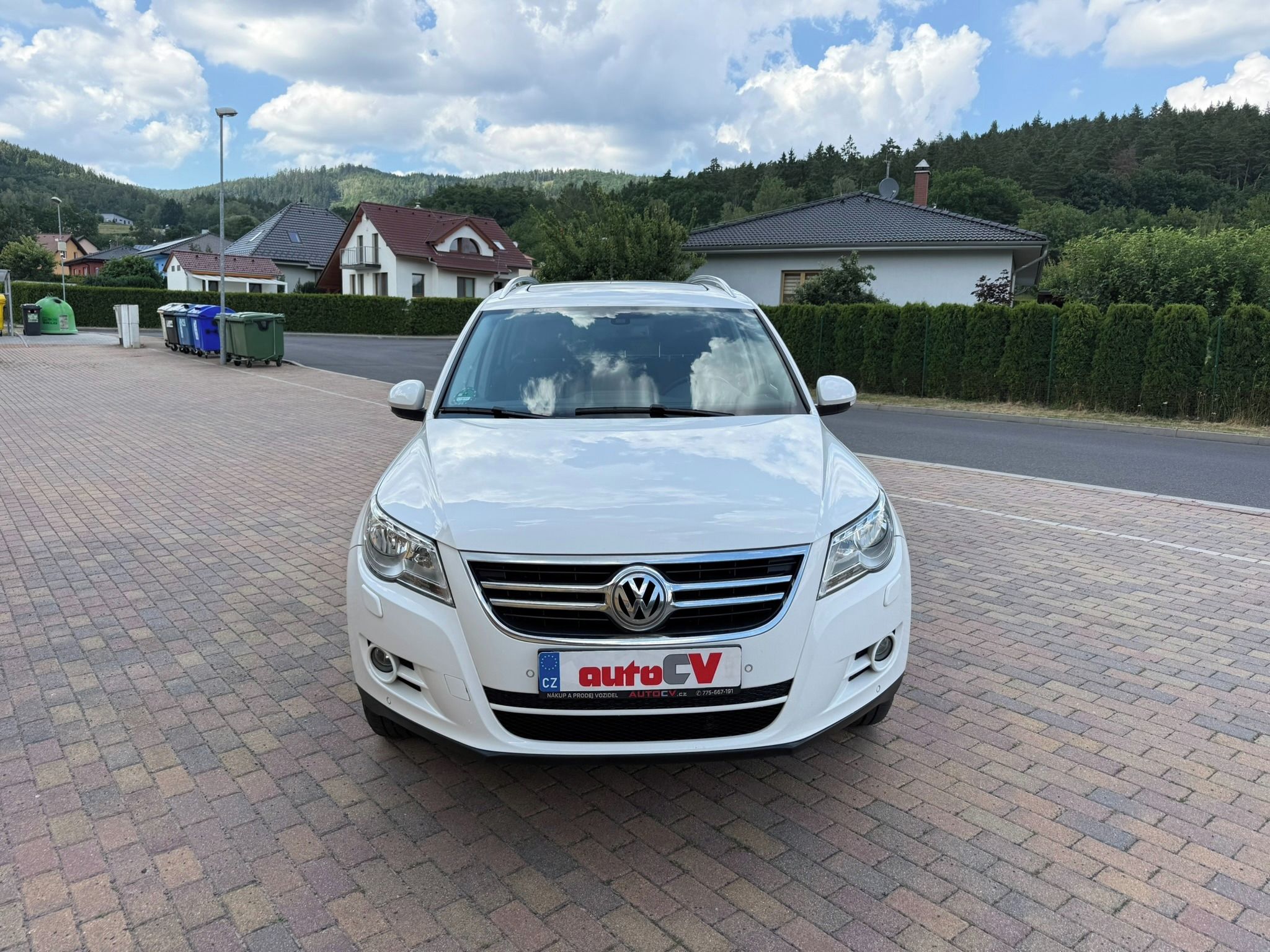 Volkswagen Tiguan, 1.4 TSI 90kW TEAM VÝHŘEV,TAŽNÉ - fotka 4