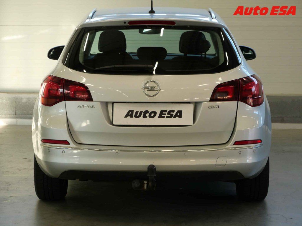 Opel Astra, 1.6TDCI,ČR - fotka 5