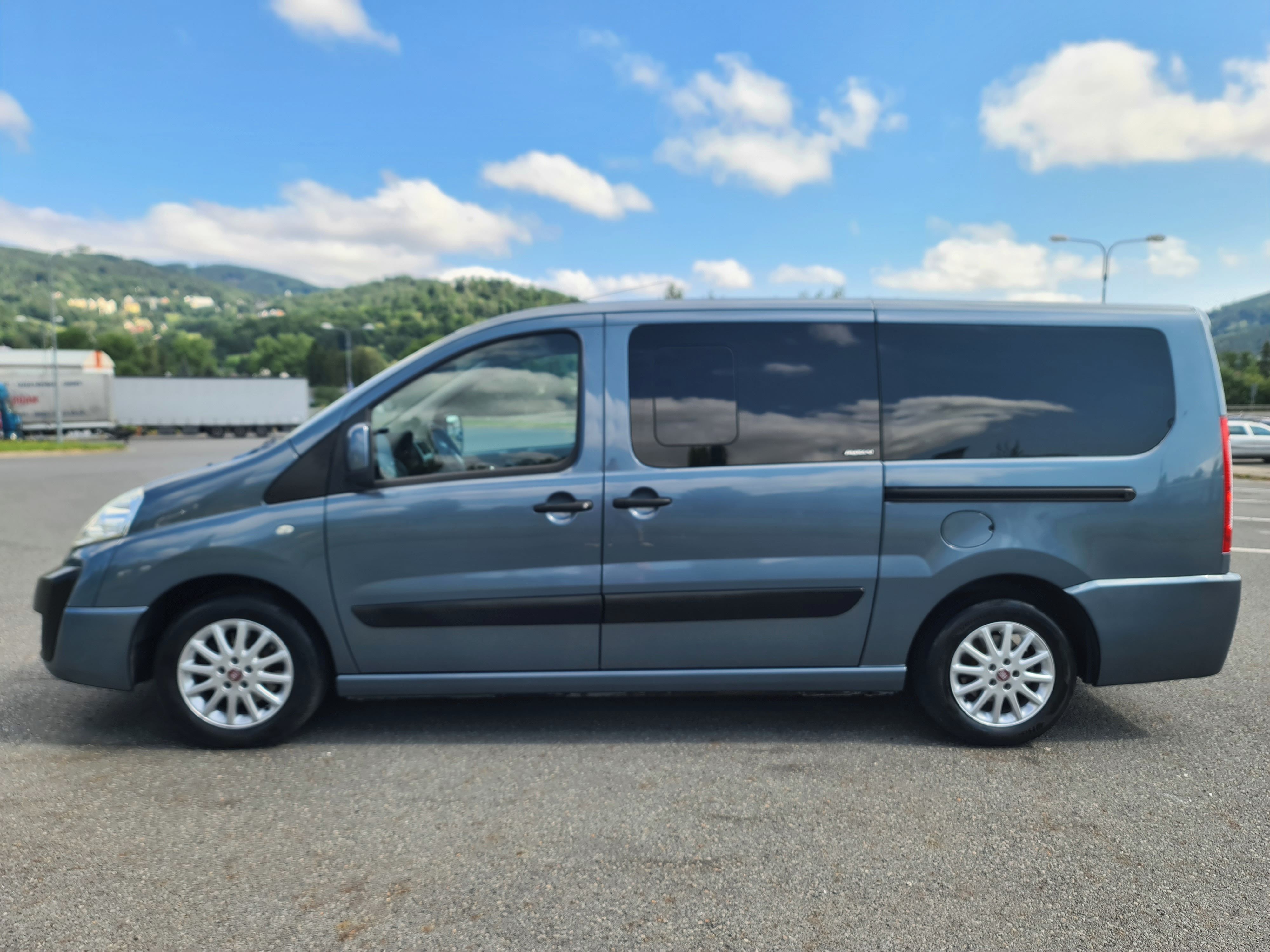 Citroën Jumpy, 2.0 HDi LONG 120-KW AUTOMAT - fotka 2