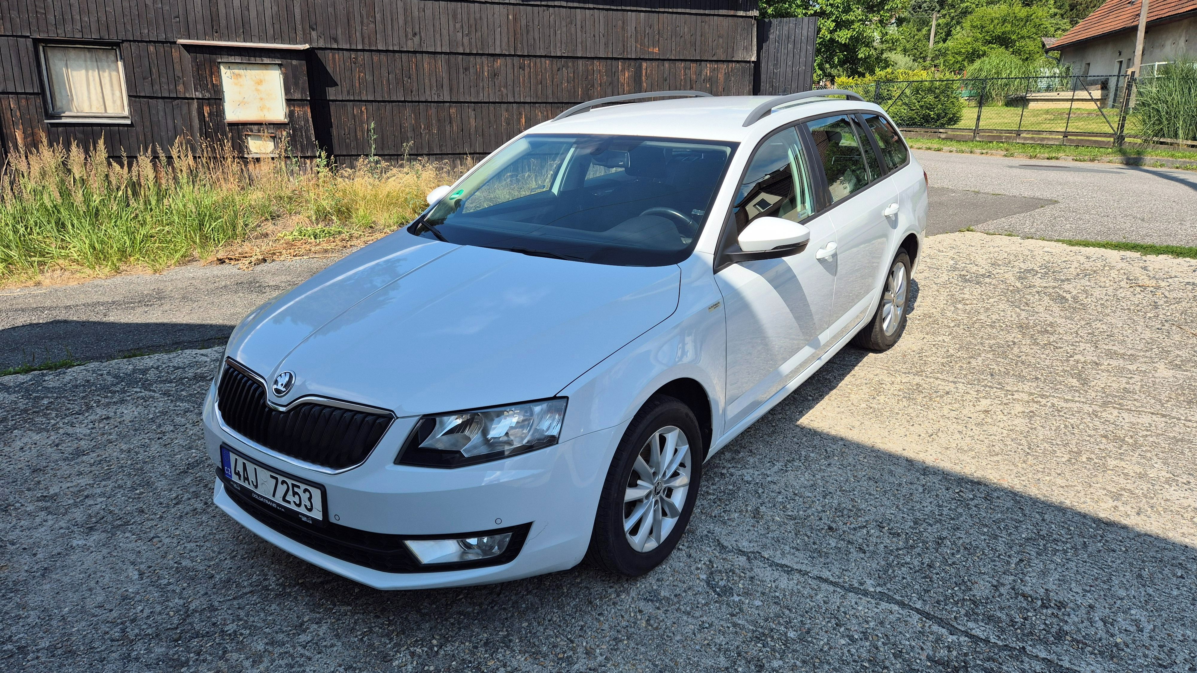 Škoda Octavia, s odpočtem DPH, nehavarováno
