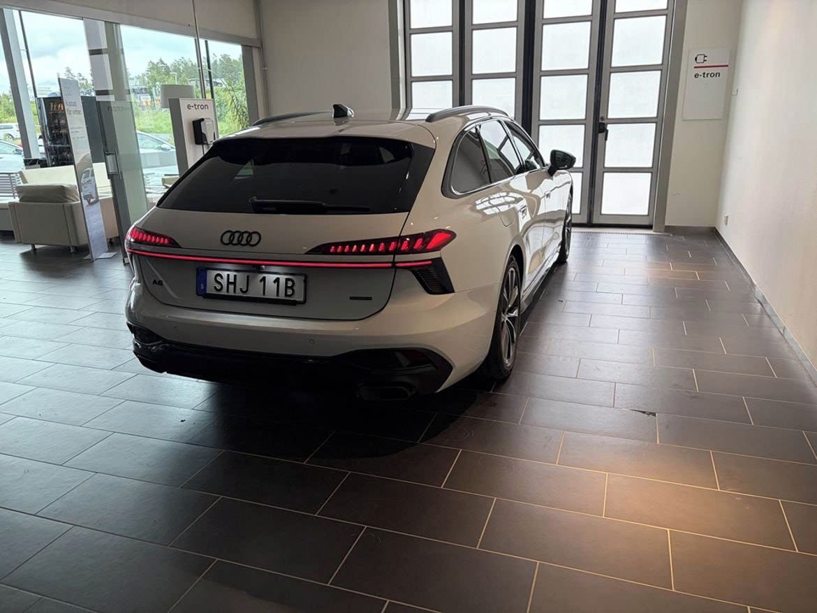 Audi A6, e-hybrid q S-Line 360 Matrix T - fotka 5