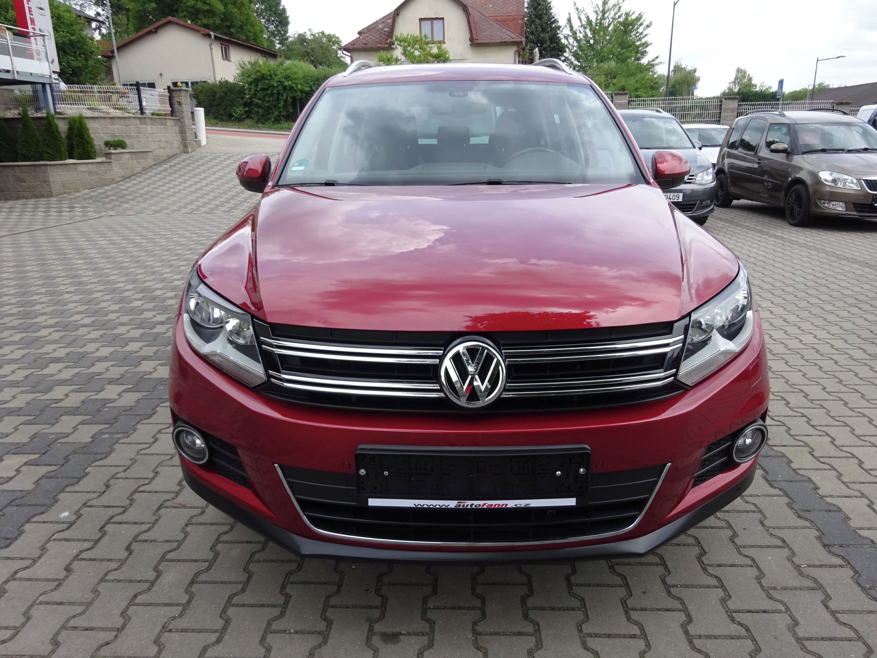 Volkswagen Tiguan, 1.4TSi 90kW.Life,Sport.Sv.knih - fotka 2