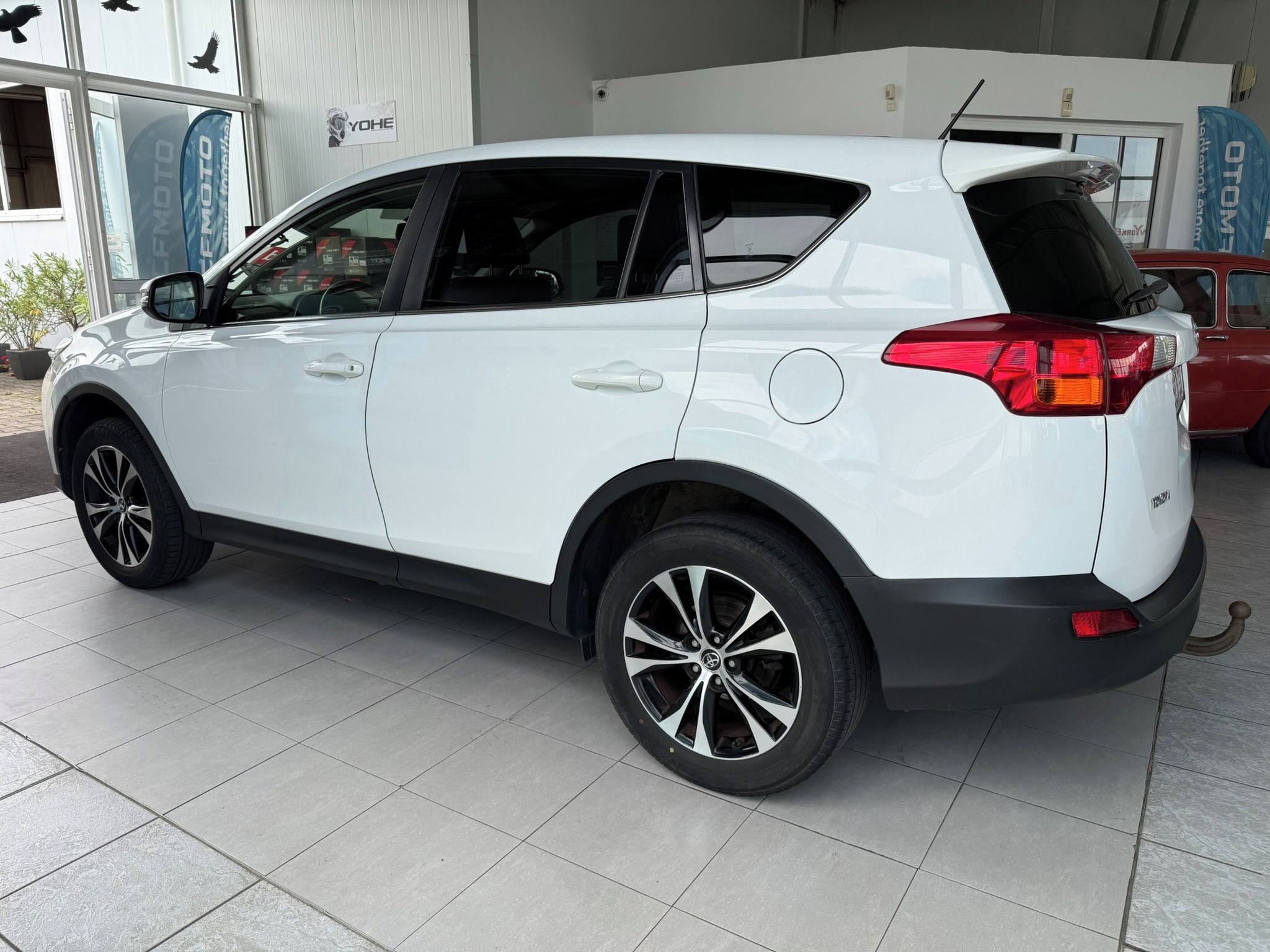 Toyota Rav4, 2.2 110 kW D-4D 4WD - fotka 4