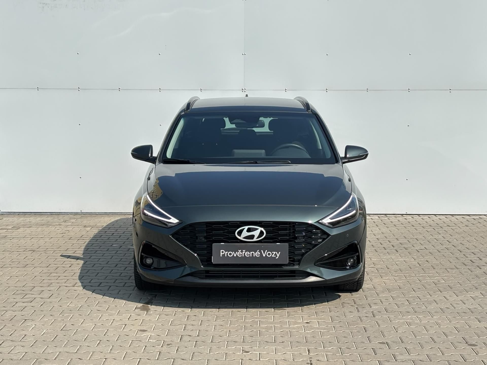 Hyundai i30, 1.5 T-GDi 103kW DCT Style - fotka 4