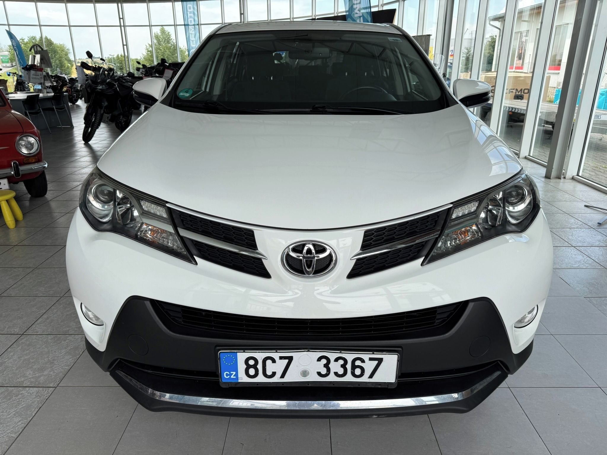 Toyota Rav4, 2.2 110 kW D-4D 4WD - fotka 2