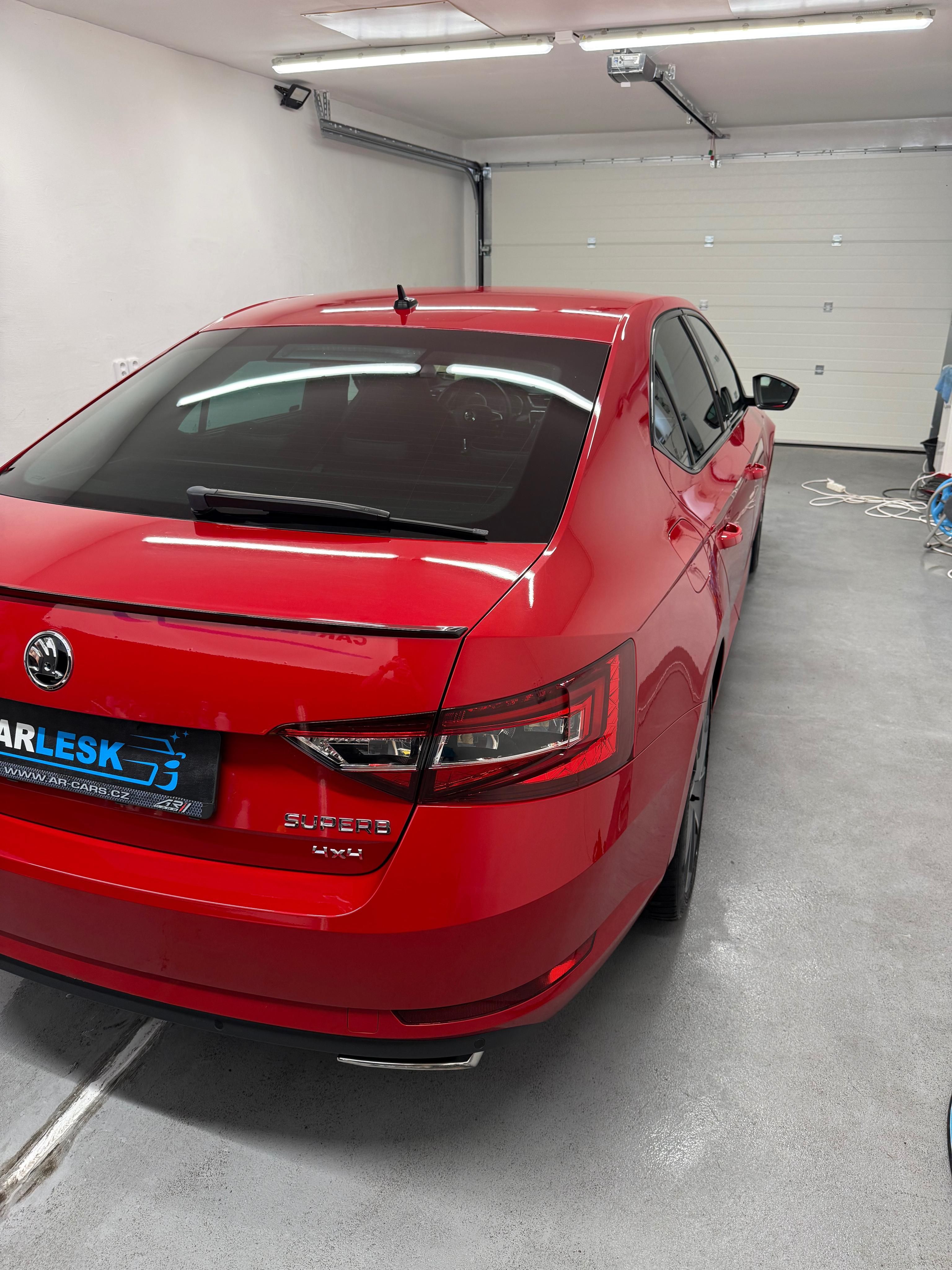 Škoda Superb, 2.0 tsi,Sportline,plný servis - fotka 2