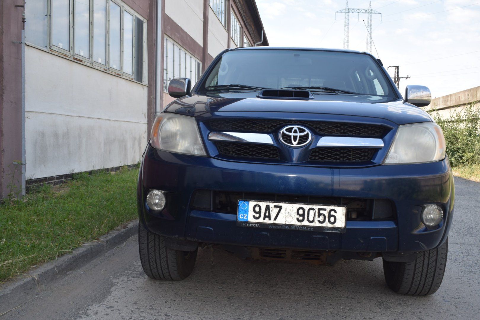 Toyota Hilux, UZÁVĚRKA !!,1maj., nové v ČR. - fotka 2