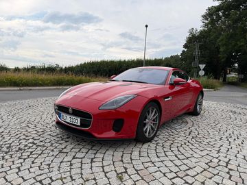P300
